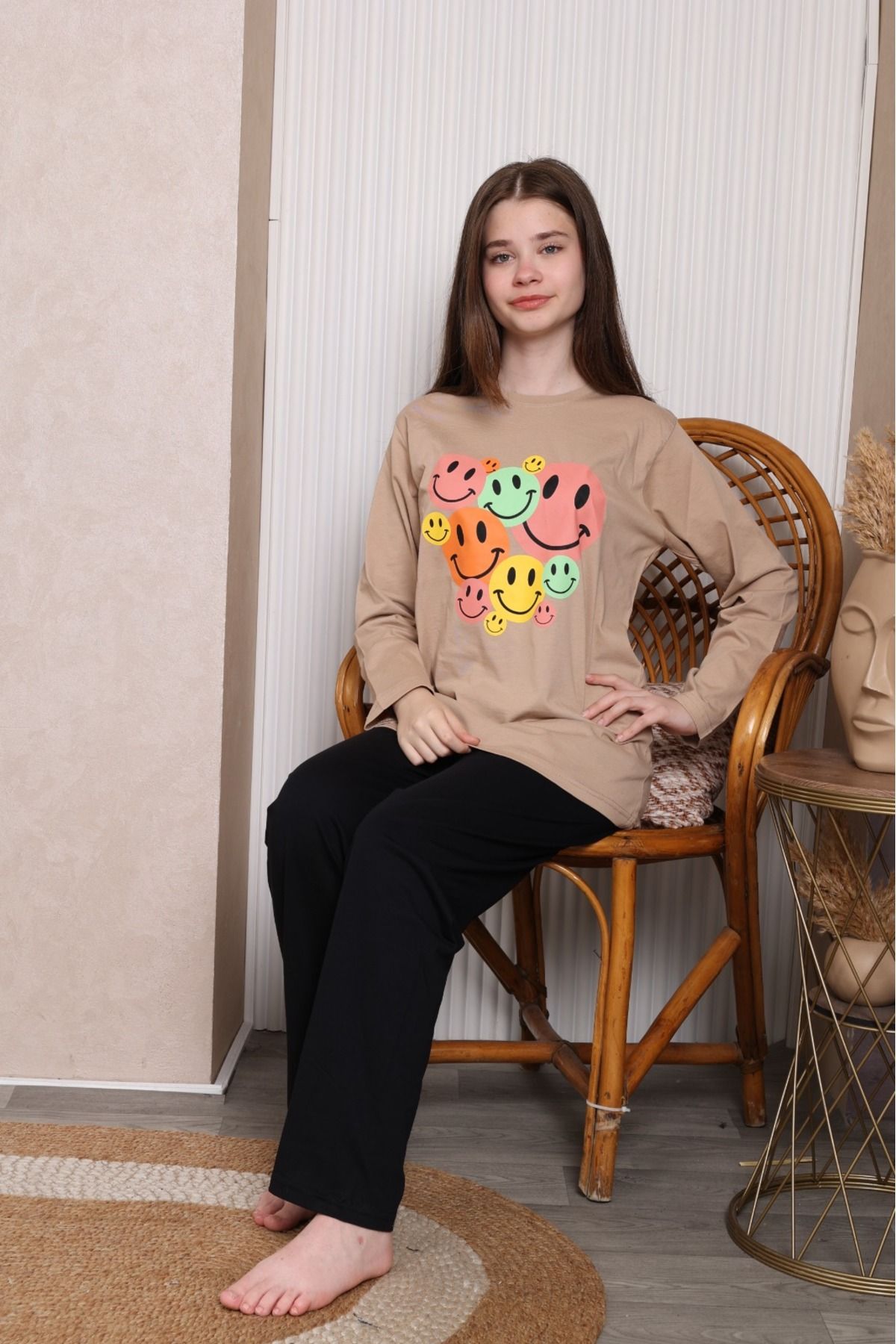 Pyjama Familya Genç Kız Figürlü İnce Uzun Kollu Pijama Takımı