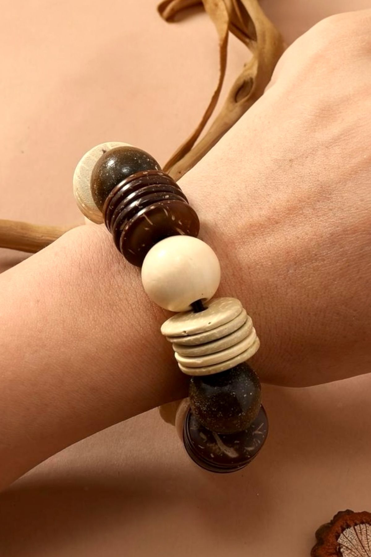 Pinty Design Hindistan Cevizi Ağacı Ahşap Kadın Bileklik