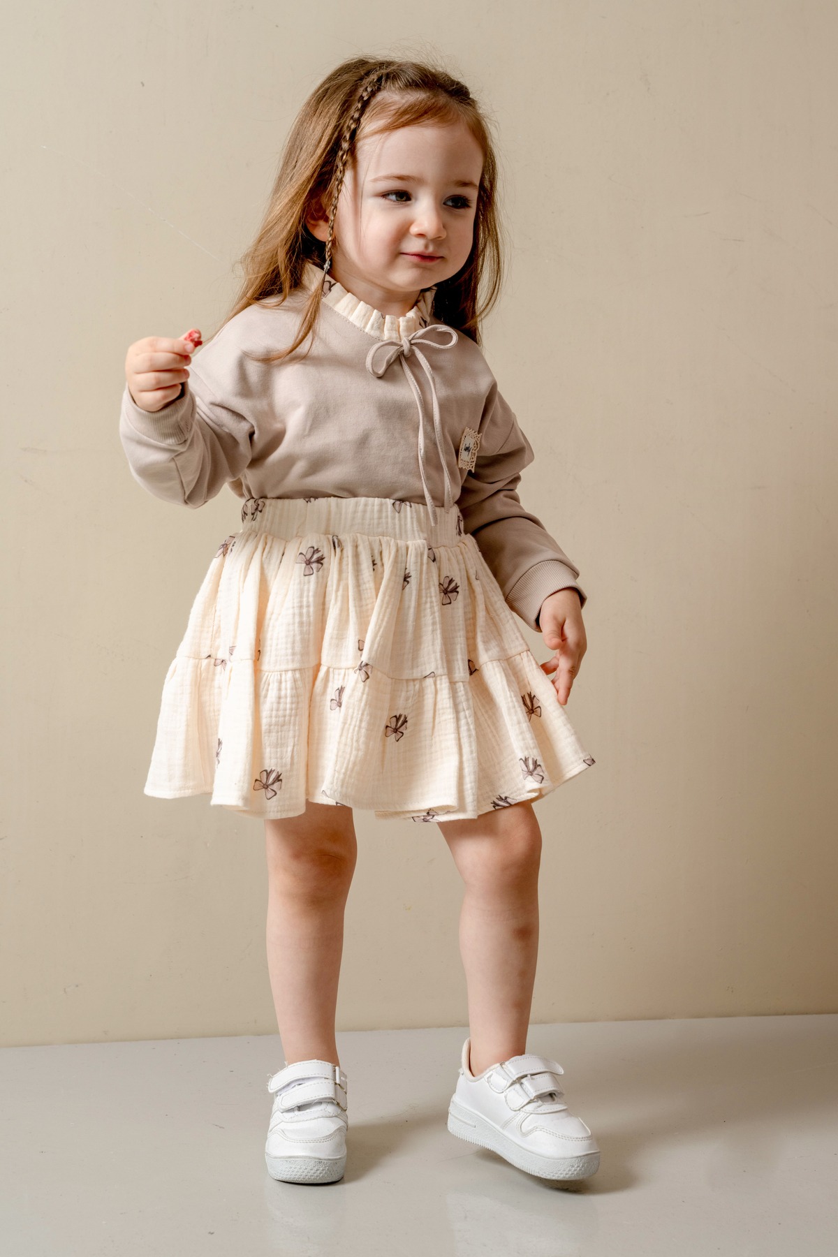 JNF kids Kız Bebek Etekli Takım Külotlu Çorap Hediyeli fotoğrafı 2 (önizleme)