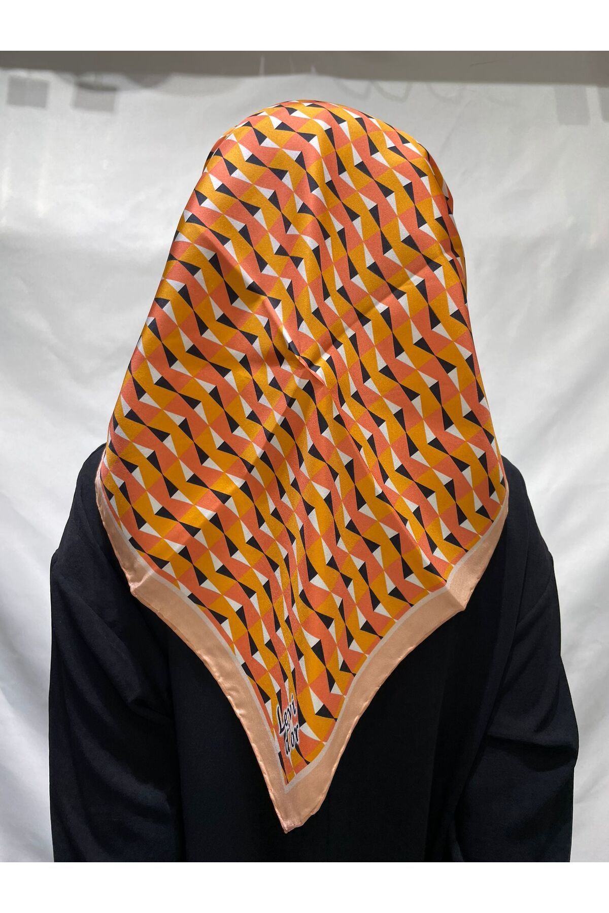 Levidor twill ipek eşarp