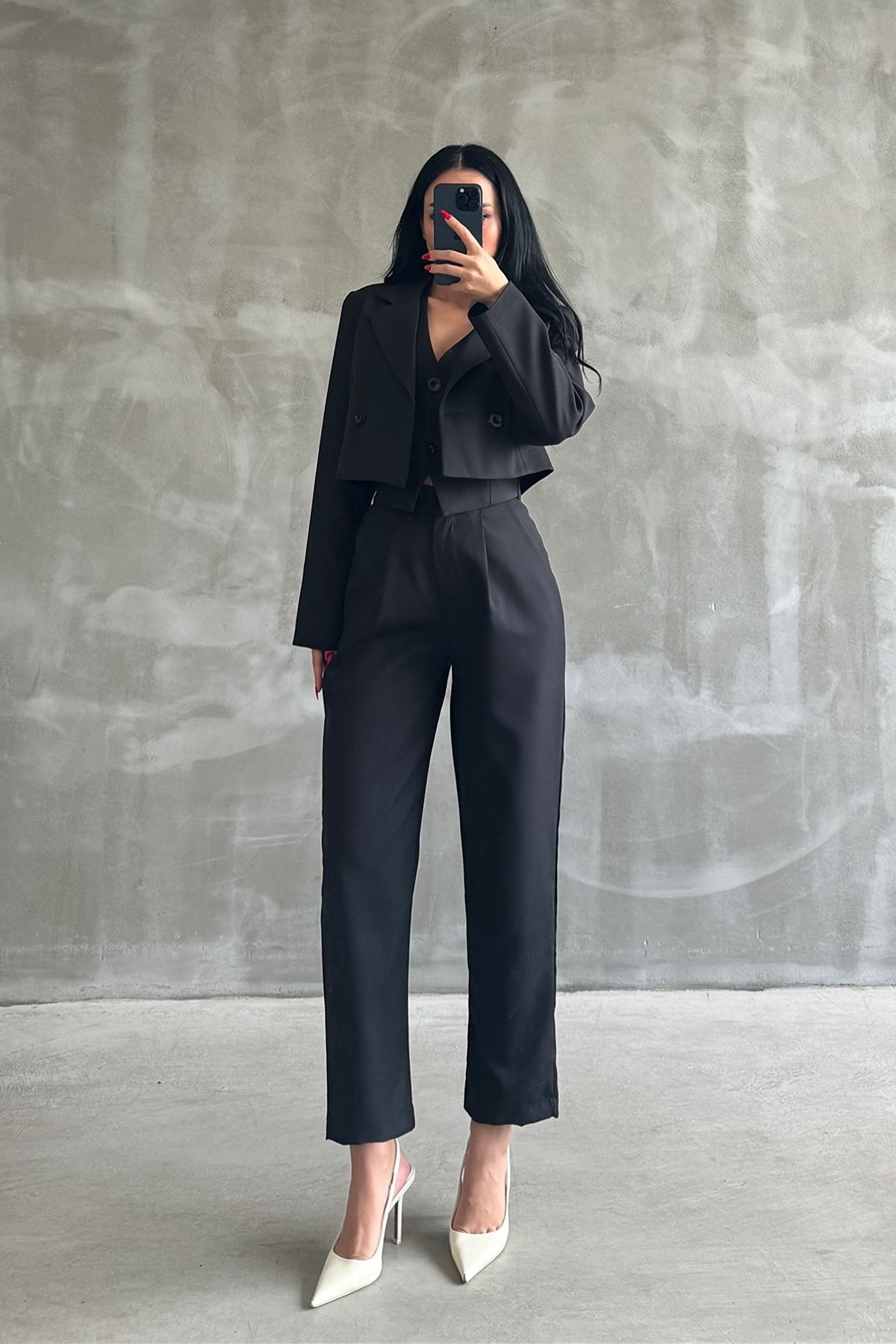 OKSOCOLLECTİON BEYAZ YELEK CROP CEKET PANTOLON TAKIM