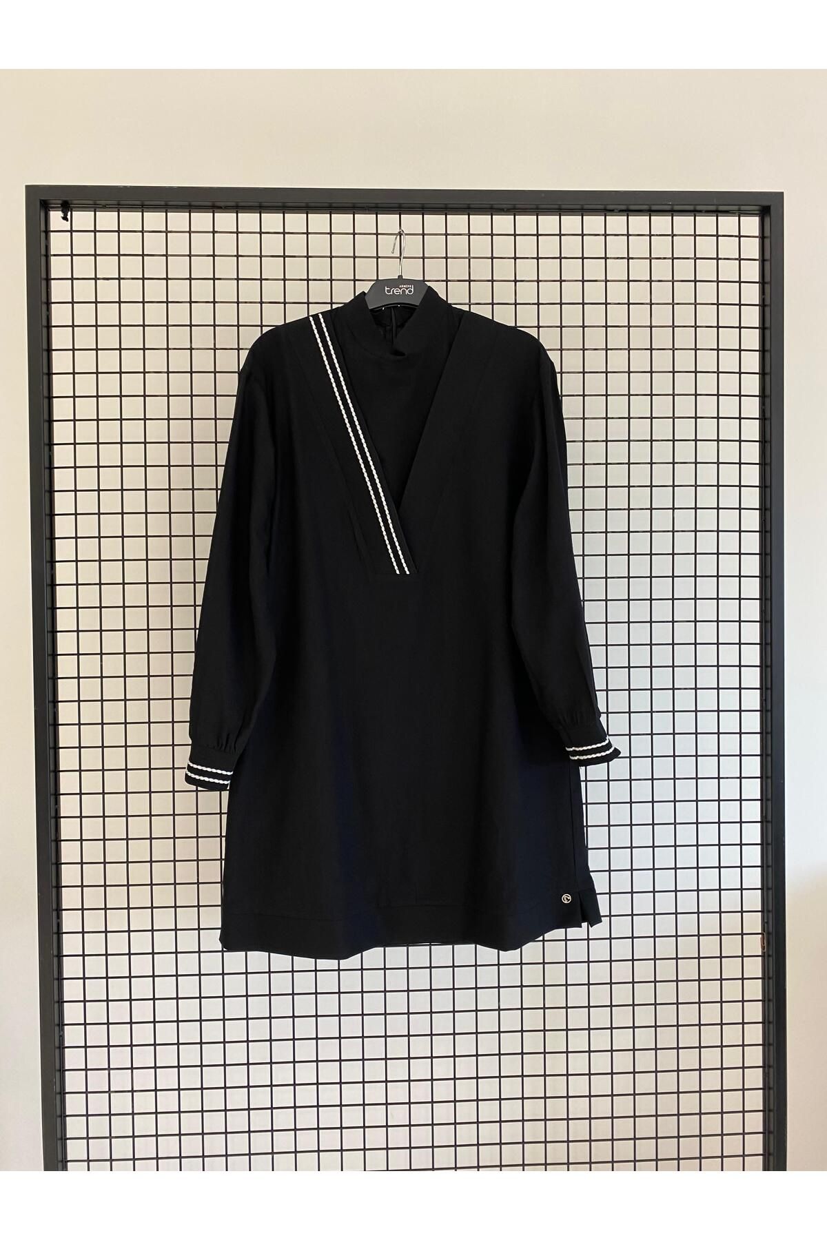 Armine TREND Yaka Çapraz Ribanalı Tunik 25YT4143