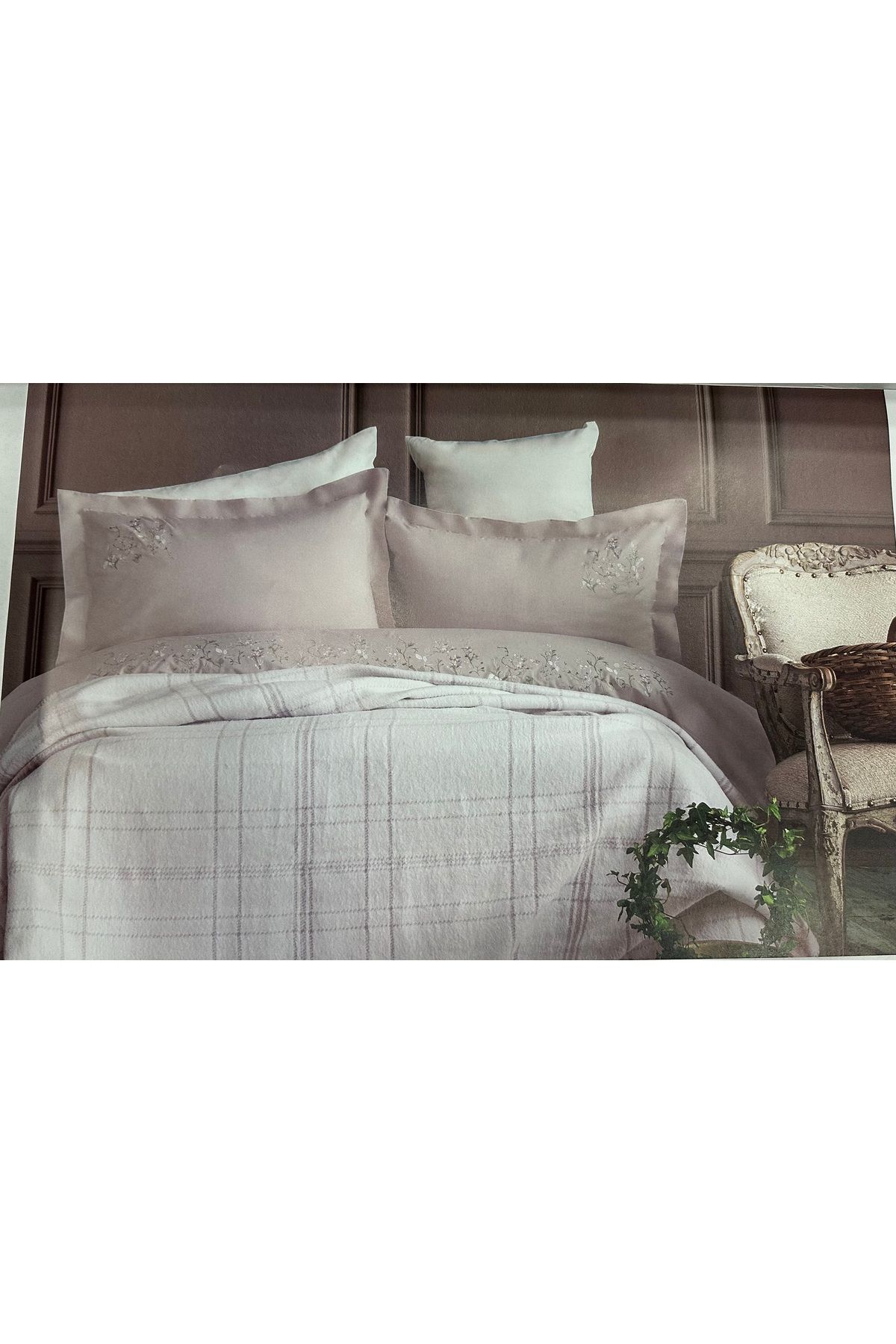 Pupilla Collection Hermes Battaniyeli Nakışlı Nevresim Takımı 200x220 Cm Çk. 7 Prç.
