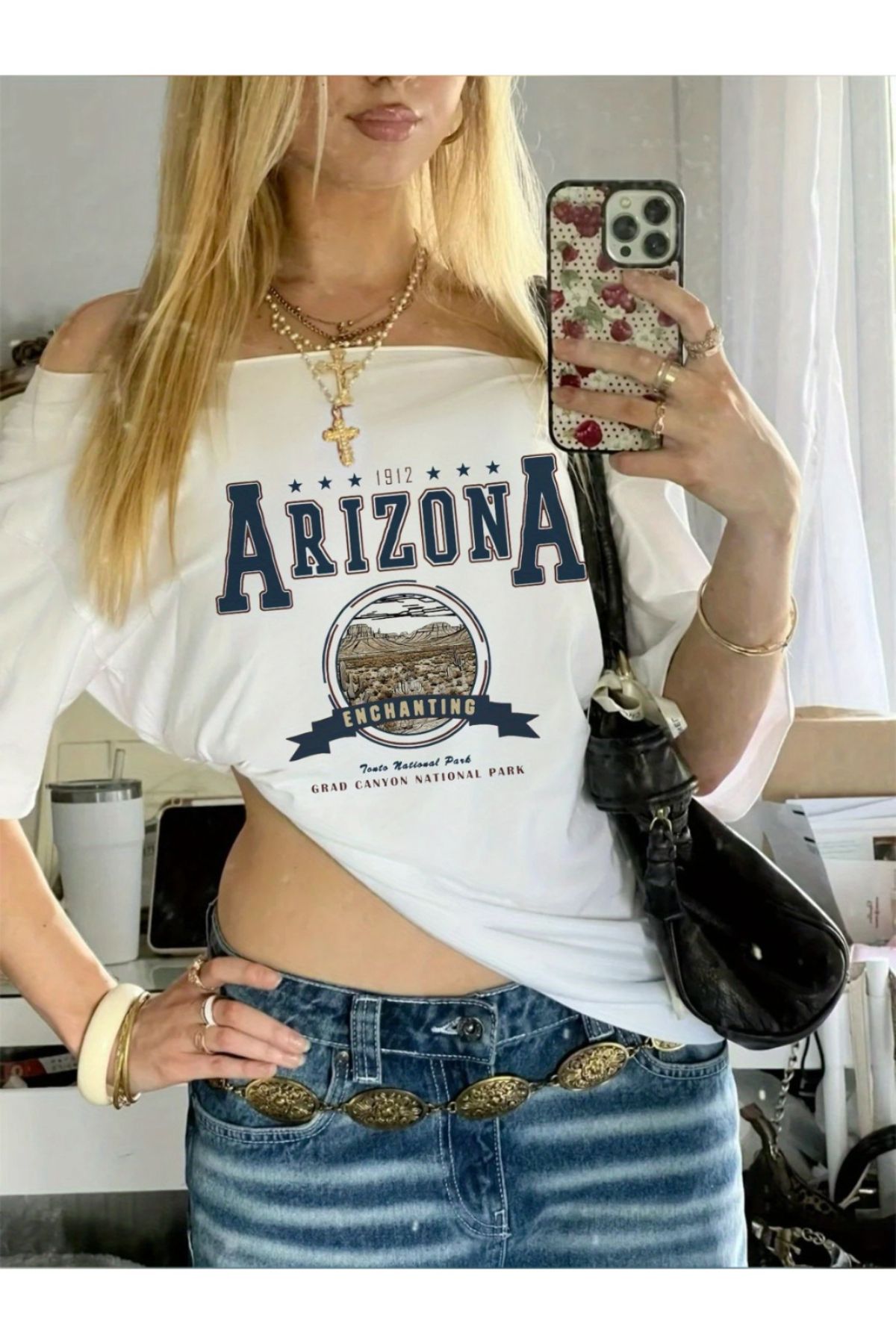 Koklonmoda Büyük Beden Kadın Düşük Omuz Kayık Yaka Arizona Baskılı T-Shirt