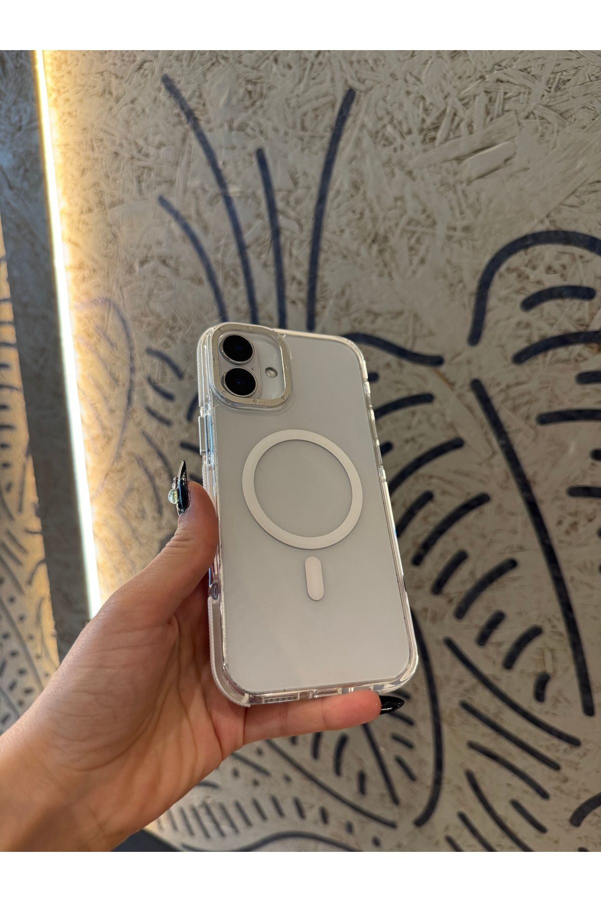 Mois Case İPhone 16 plus uyumlu Magsafeli kılıf