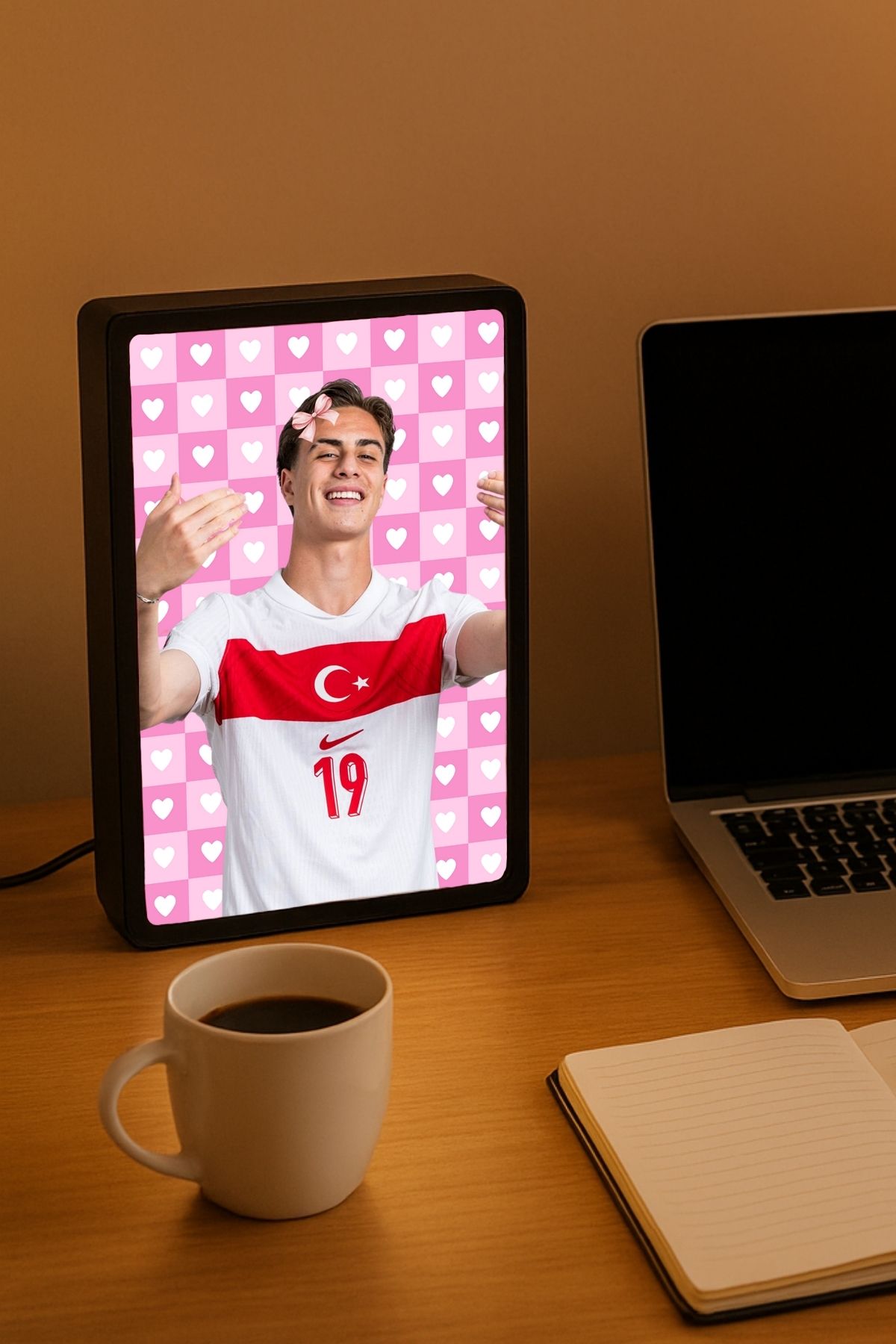 SevindirenŞeyler Kenan Yıldız Dekoratif Gece Lambası - Işık Kutusu, Masa Lambası, Light Box 16x11 cm