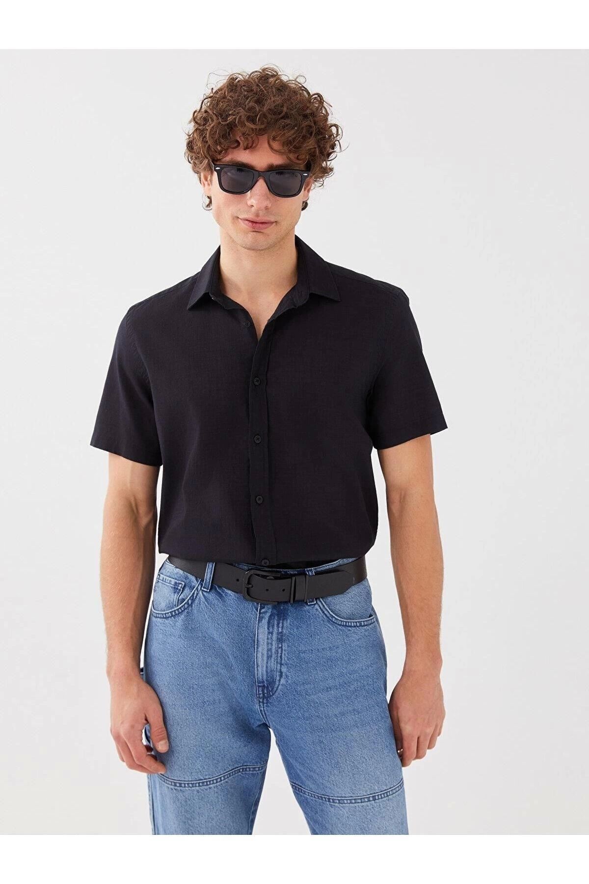 LC Waikiki LCW Casual Regular Fit Kısa Kollu Poplin Erkek Gömlek