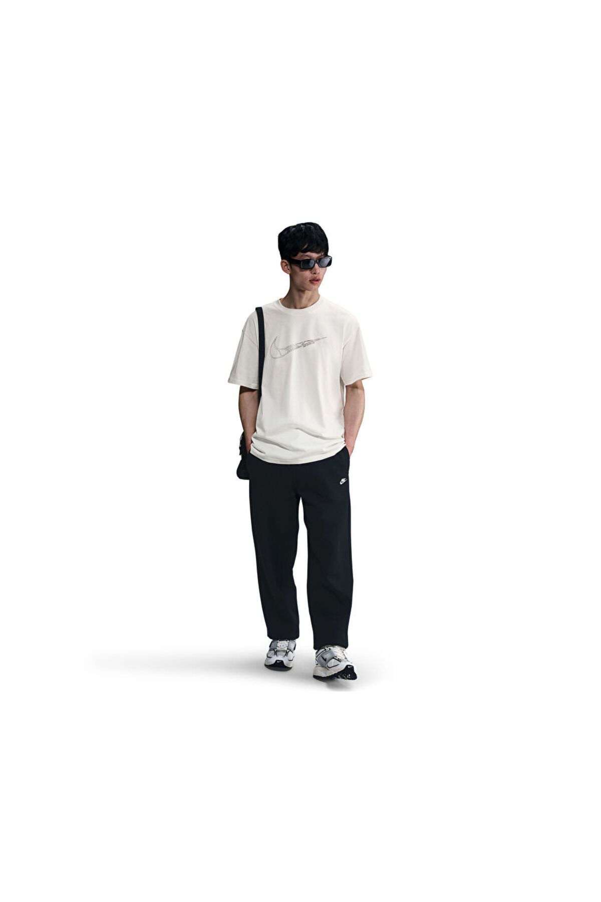 Nike Erkek Günlük Tişört M NSW TEE FW CONNECT
