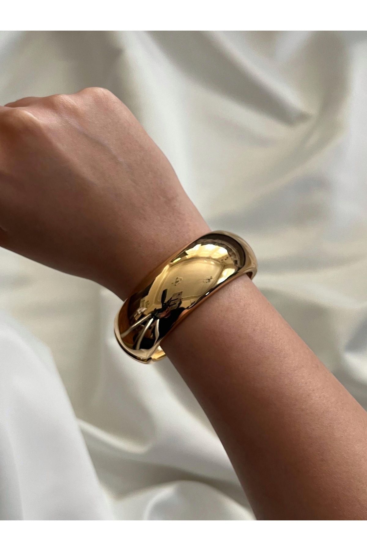 MODA Kalın Bombeli Gold Bilekllik