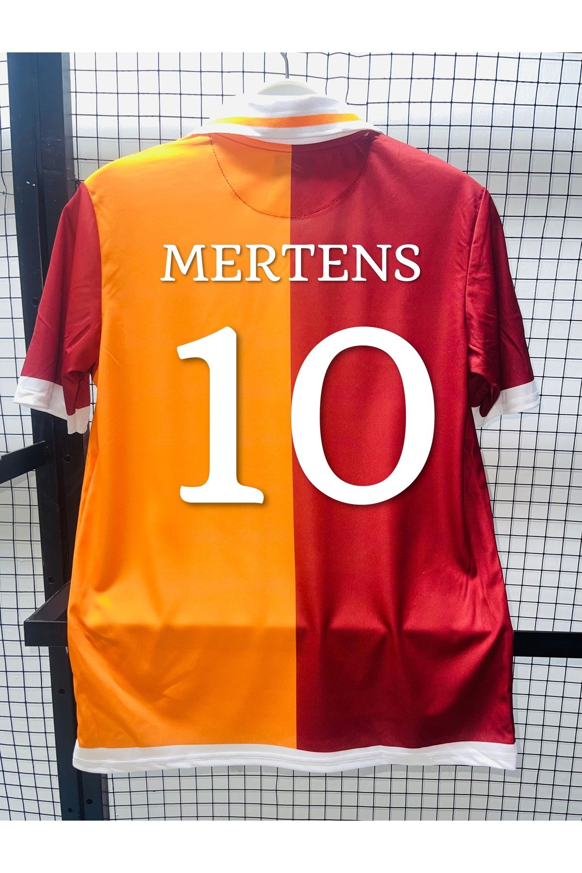 Lion Spor G'alata.S'aray Parçalı Sarı Kırmızı Aslan Temalı Dries Mertens Yakalı Forma