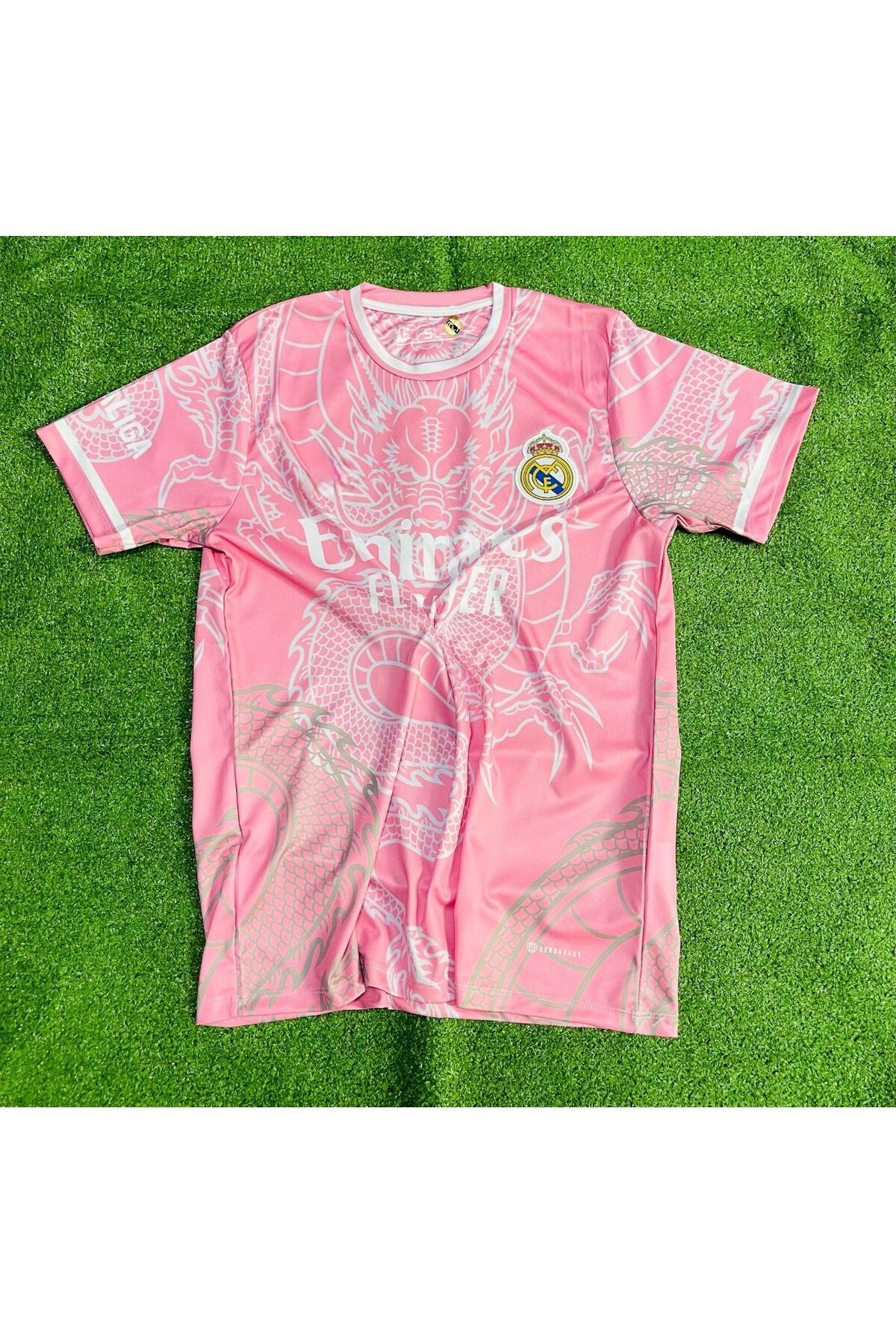 Lion Spor R'eal M'adrid Dragon Desenli Özel Tasarımlı Konsept Forması(PEMBE)