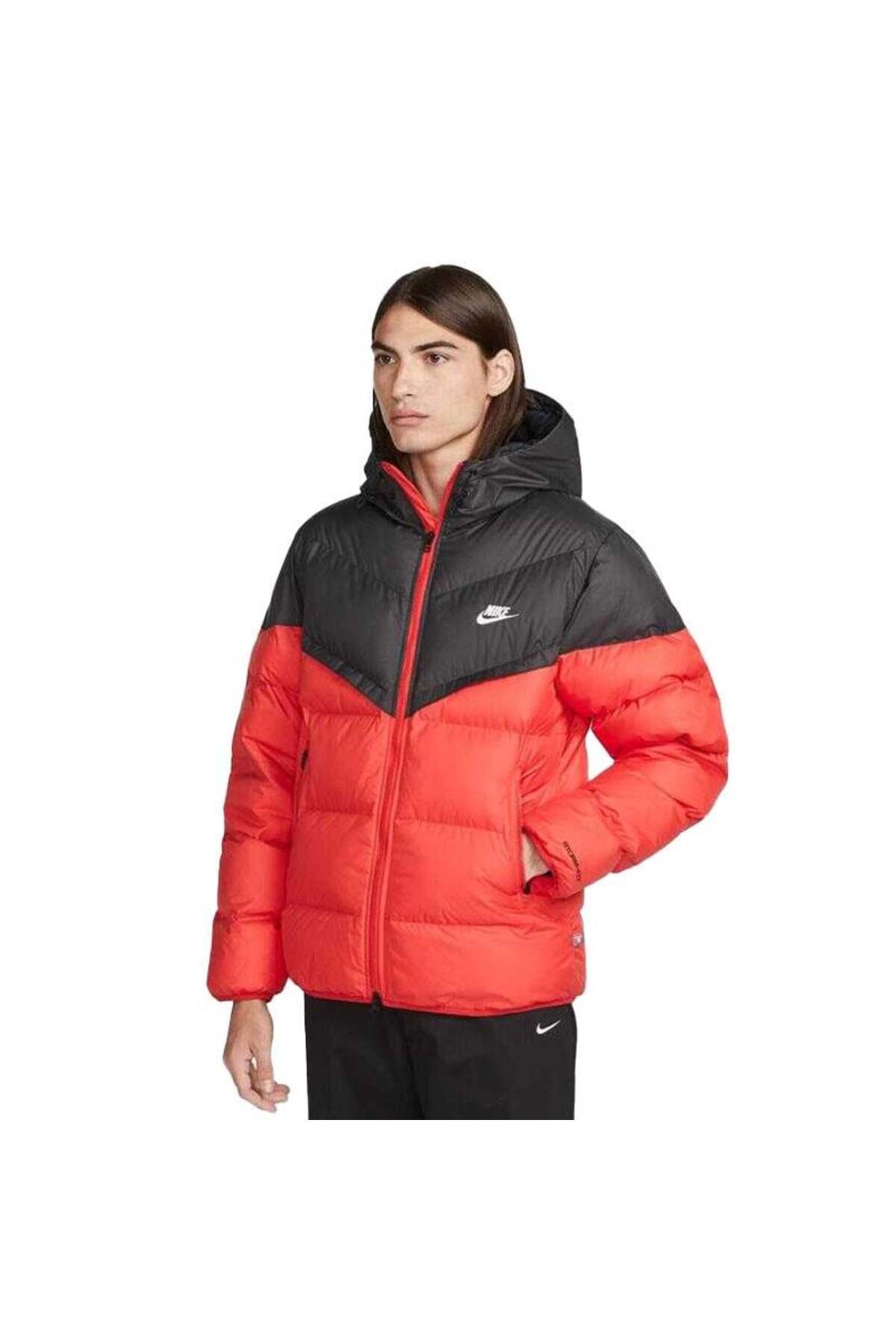 Nike Erkek Mont Storm-Fıt Windrunner Primaloft FB8185-011