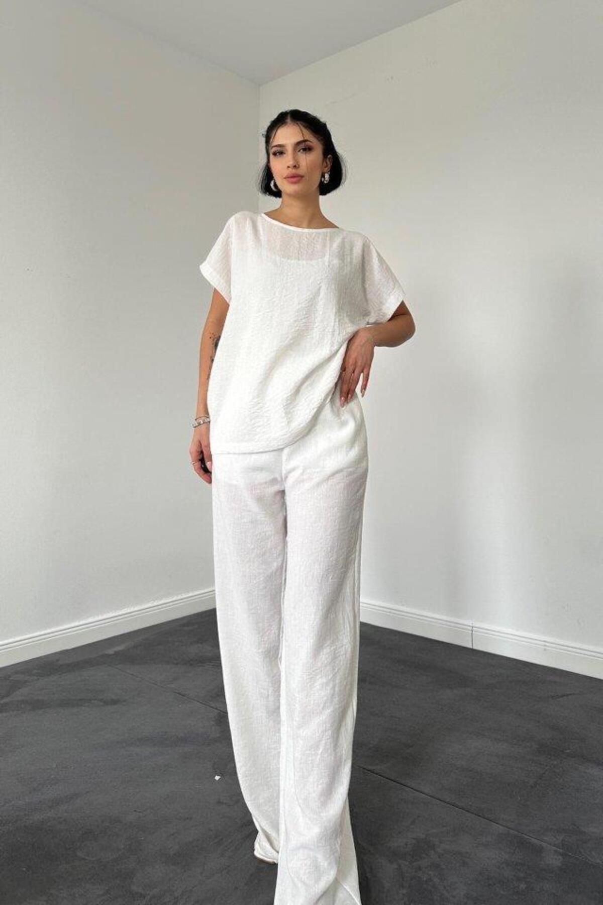 MAREANDPANDA Beyaz T-Shirt Ve Pantolon Takım