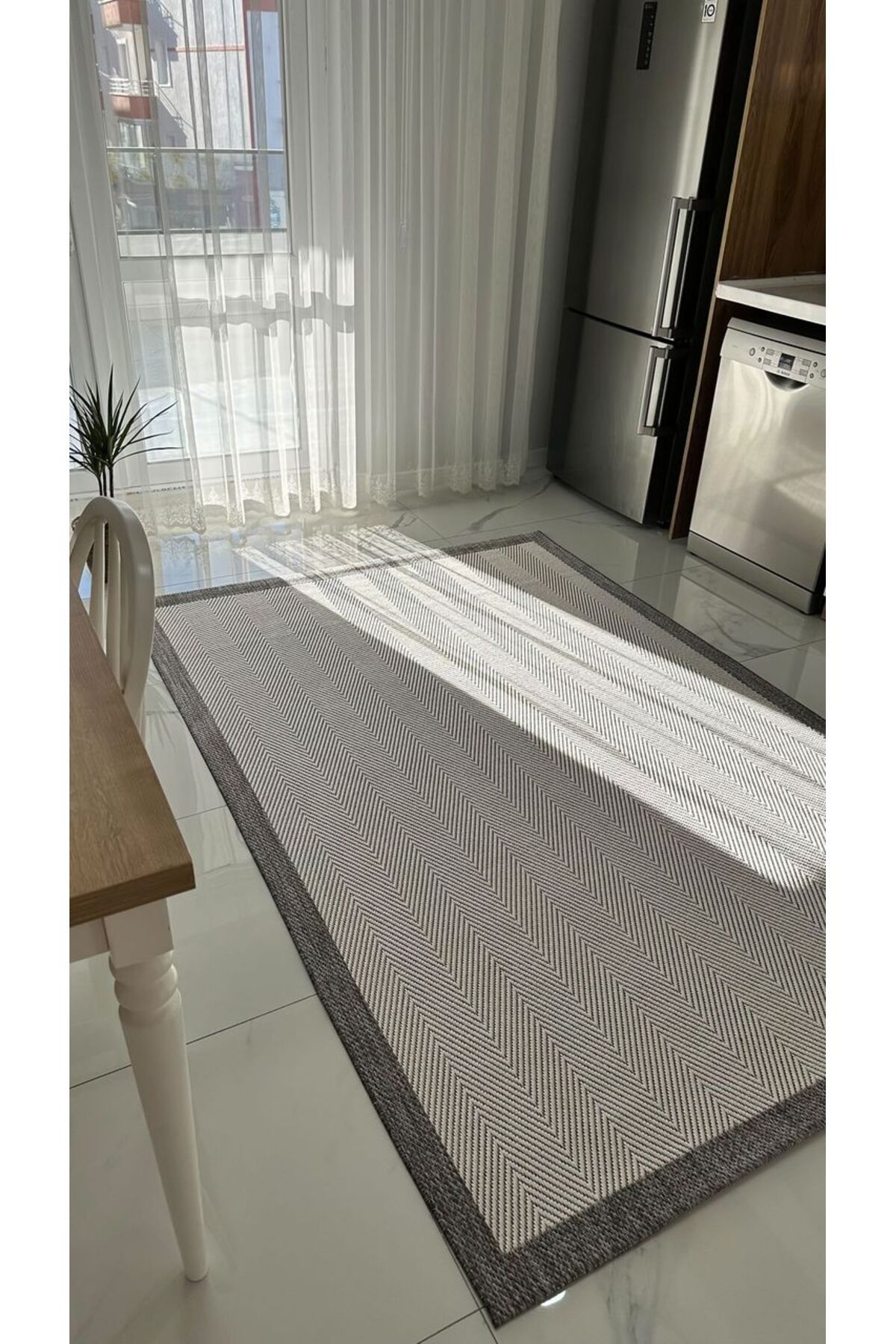 Piala Home Antrasit Şeritli Beyaz Balık Sırtı Desenli Sisal Halı