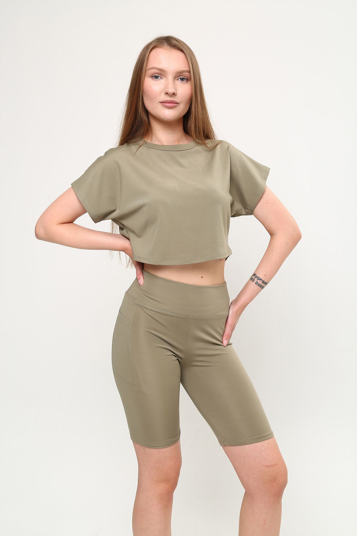 OPENDO Yarasa Kol Bisiklet Yaka Crop T-Shirt