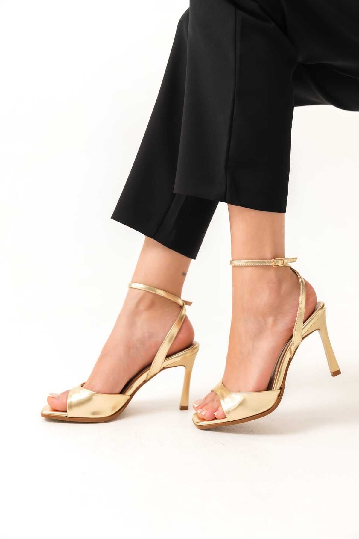 Lolita Love Shoes Mady Metalik Altın Bilekten Bağlamalı Yüksek Topuklu Ayakkabı