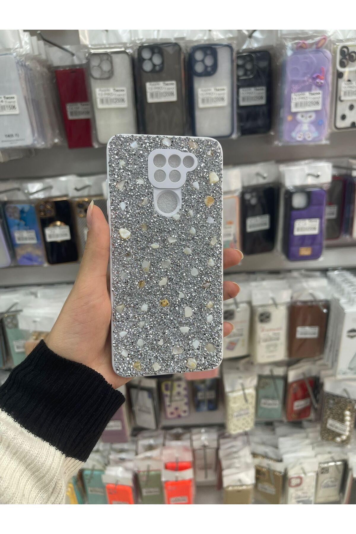TECNOTREND XİAOMİ REDMİ NOTE 9 PARLAK TAŞLI TASARIM PIRLANTA KAPAK