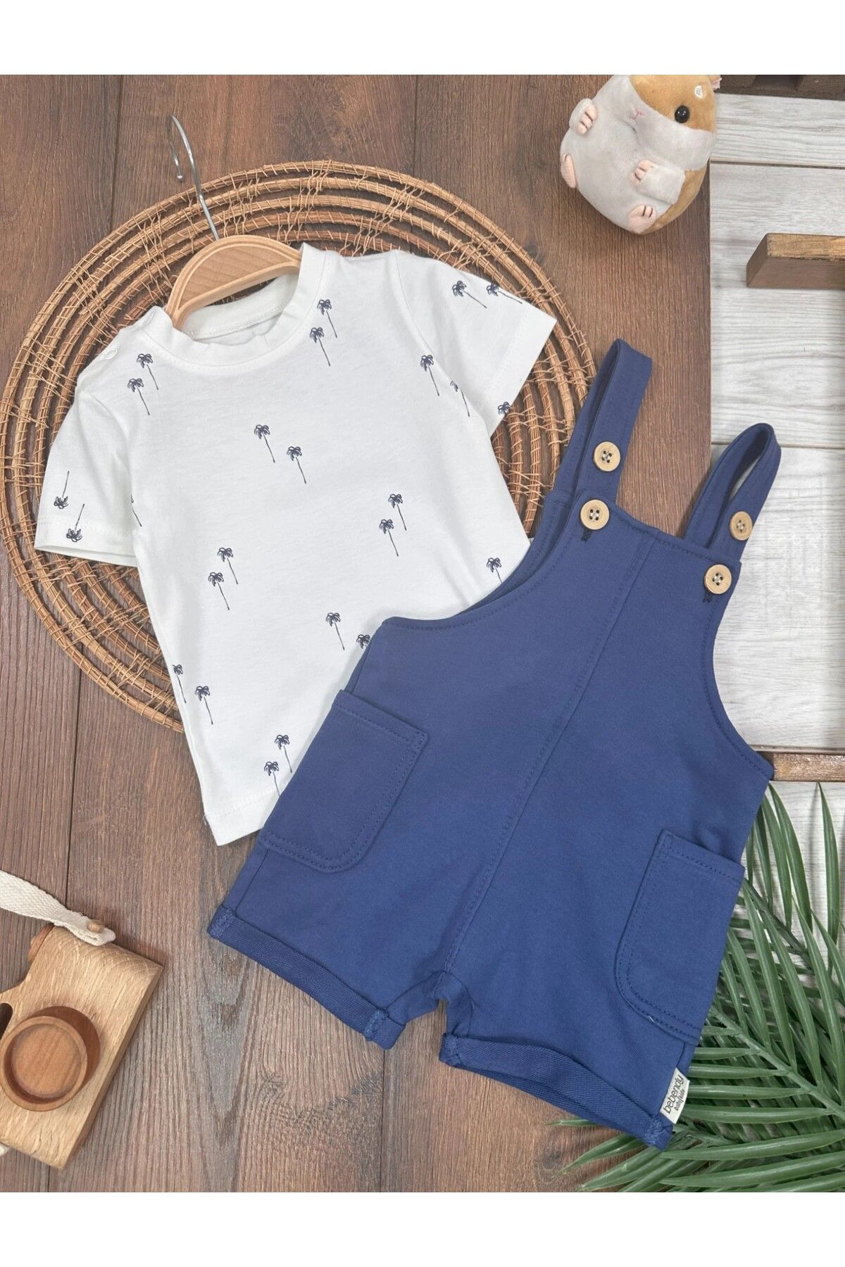Adda Baby Salopet ve Pamuklu Tshirt Palmiye Baskılı Omuzdan Çıtçıtlı Badi Yazlık Erkek Bebek Takım
