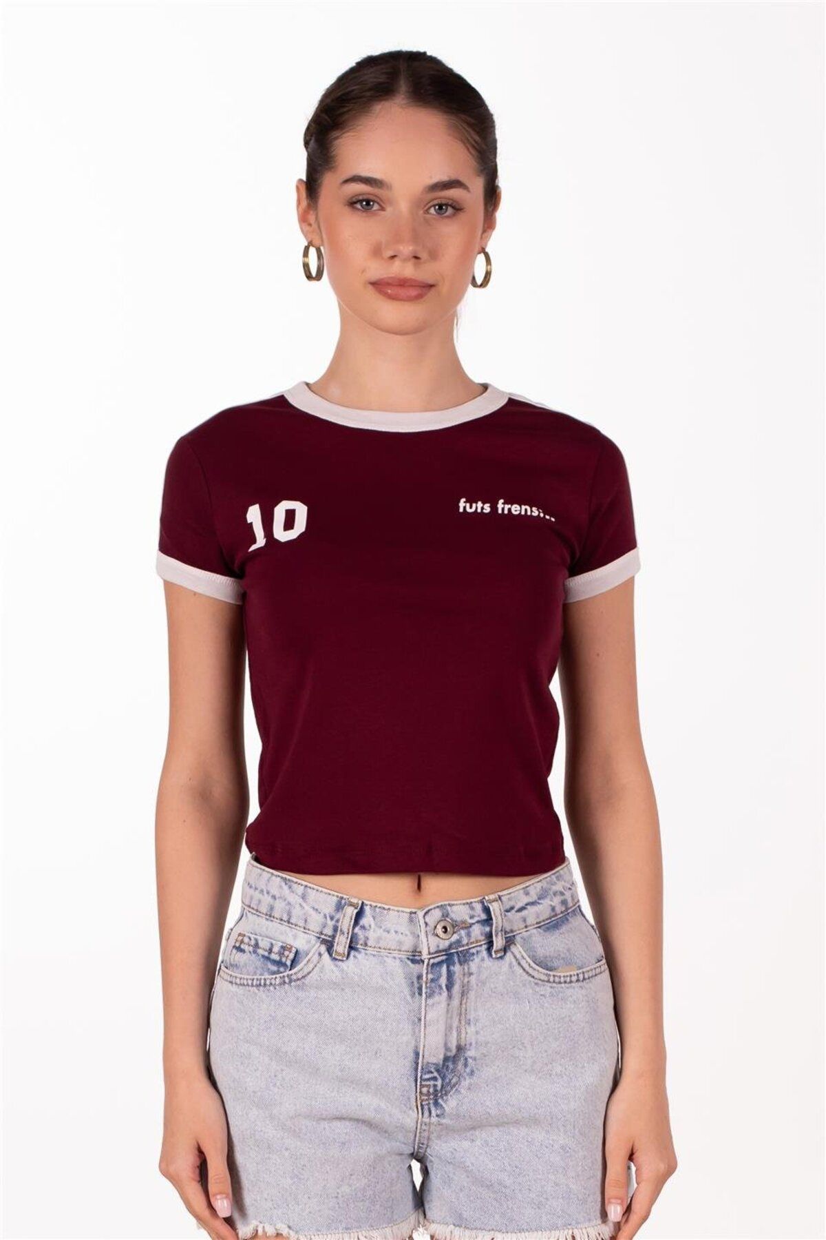 BARRELS AND OIL Kol Garnili Baskılı T-Shirt - Bordo