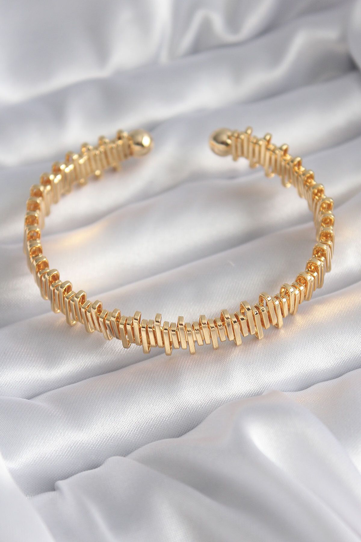 MR RZN STORE 316L Çelik Gold Renk Dorika Model Kadın Bileklik