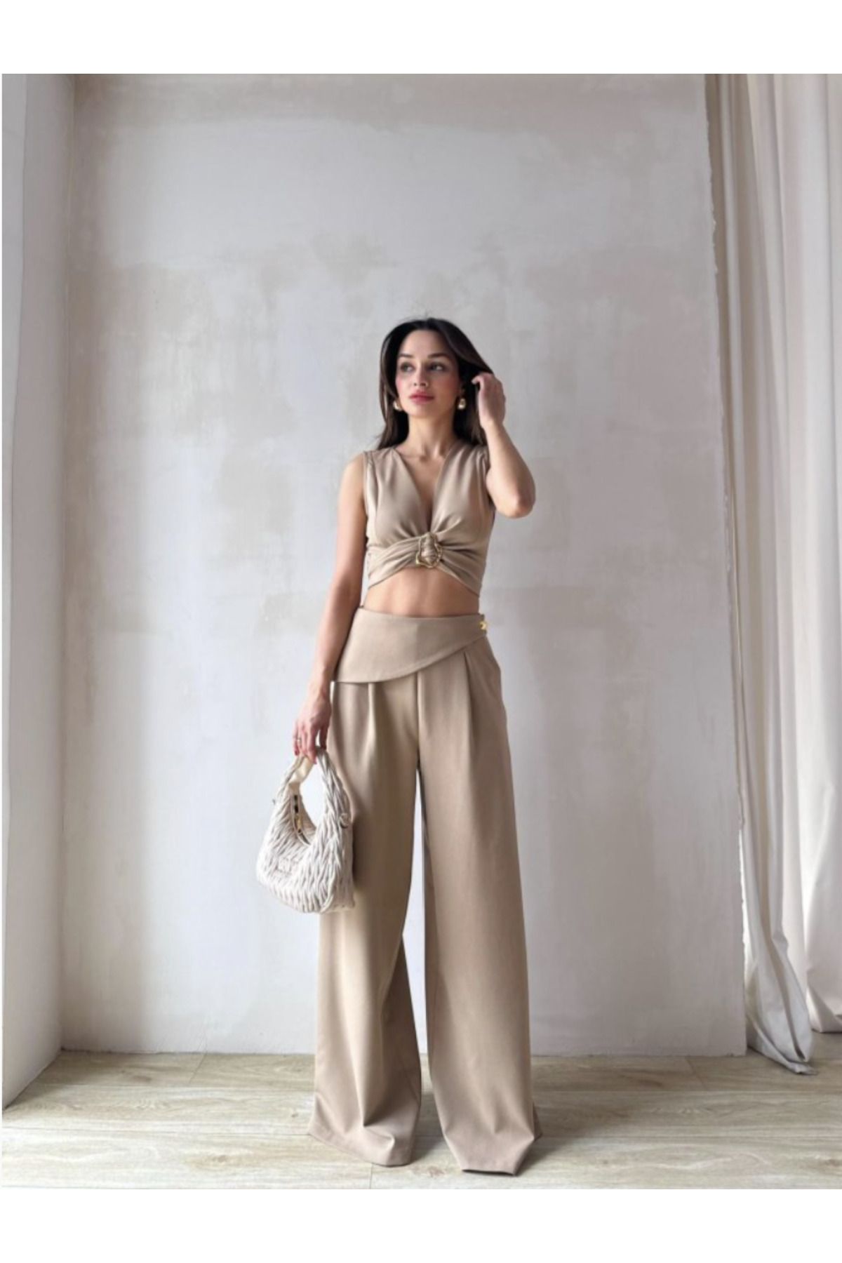 LuVinGen Kadın Kuşaklı Tokalı Crop Bluz ve Palazzo Pantolon Takım - Bordo | Mint | Siyah | Vizon
