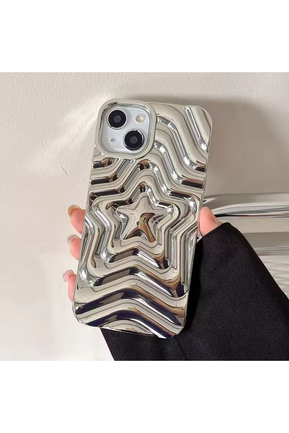 Alstrap İPhone 16 Pro Uyumlu Kabartmalı Yıldız Desenli Silikon Kılıf