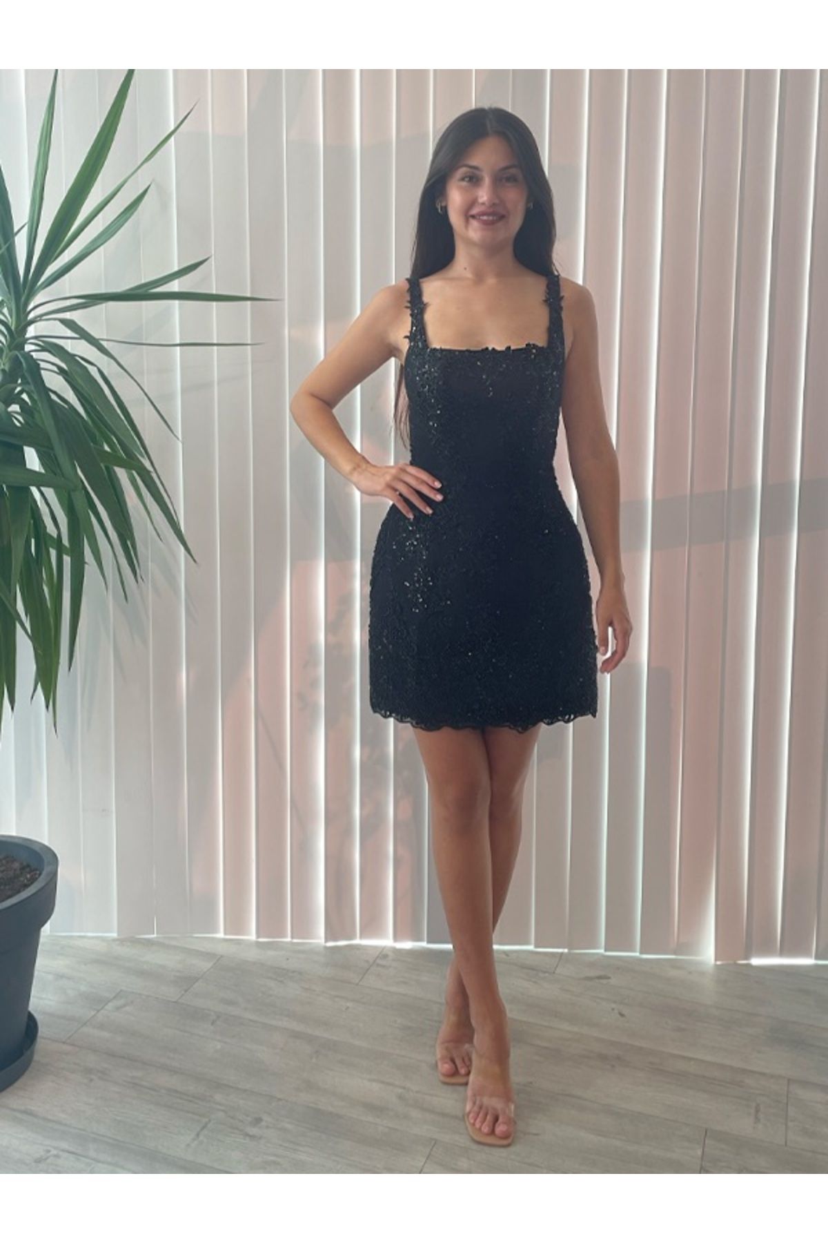 Always Dress Siyah Dantel Detaylı Elbise