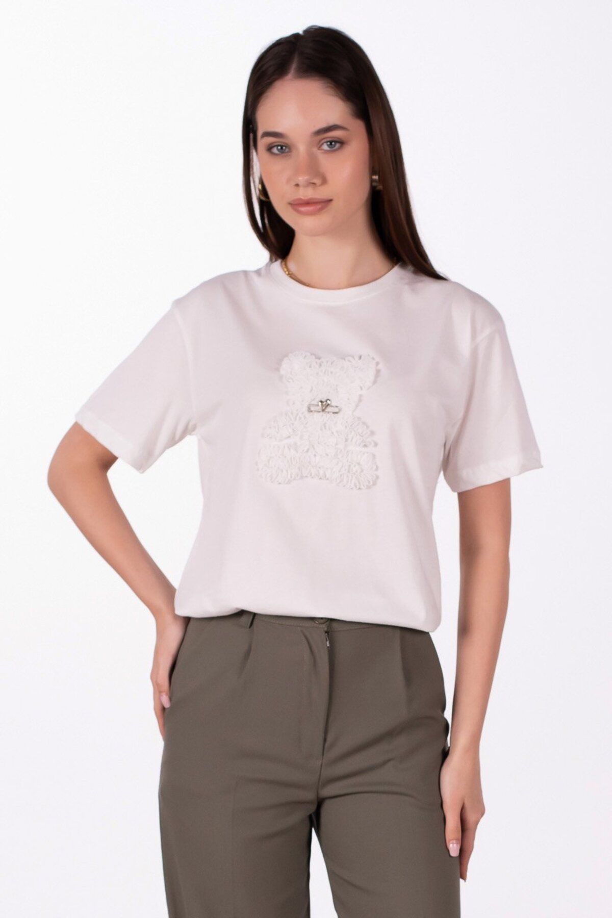 BARRELS AND OIL Önü Kabartma Baskılı T-Shirt - Beyaz