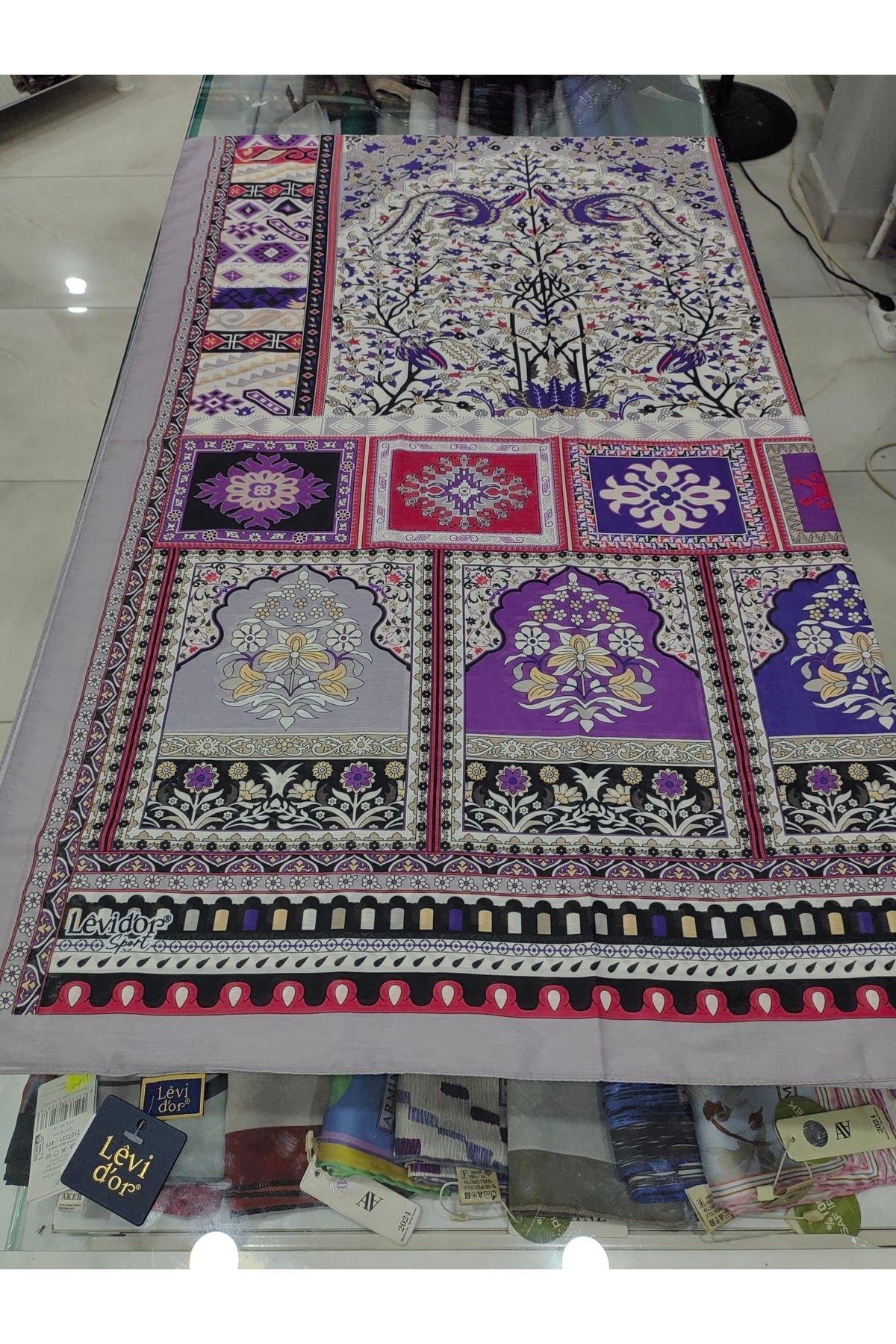 Levidor Sport Etnik Desen Şal