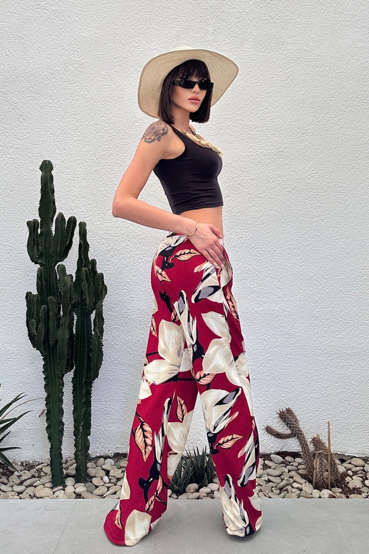 New Now-Leaf Patterned Palazzo Pants with Elastic Waist 8
