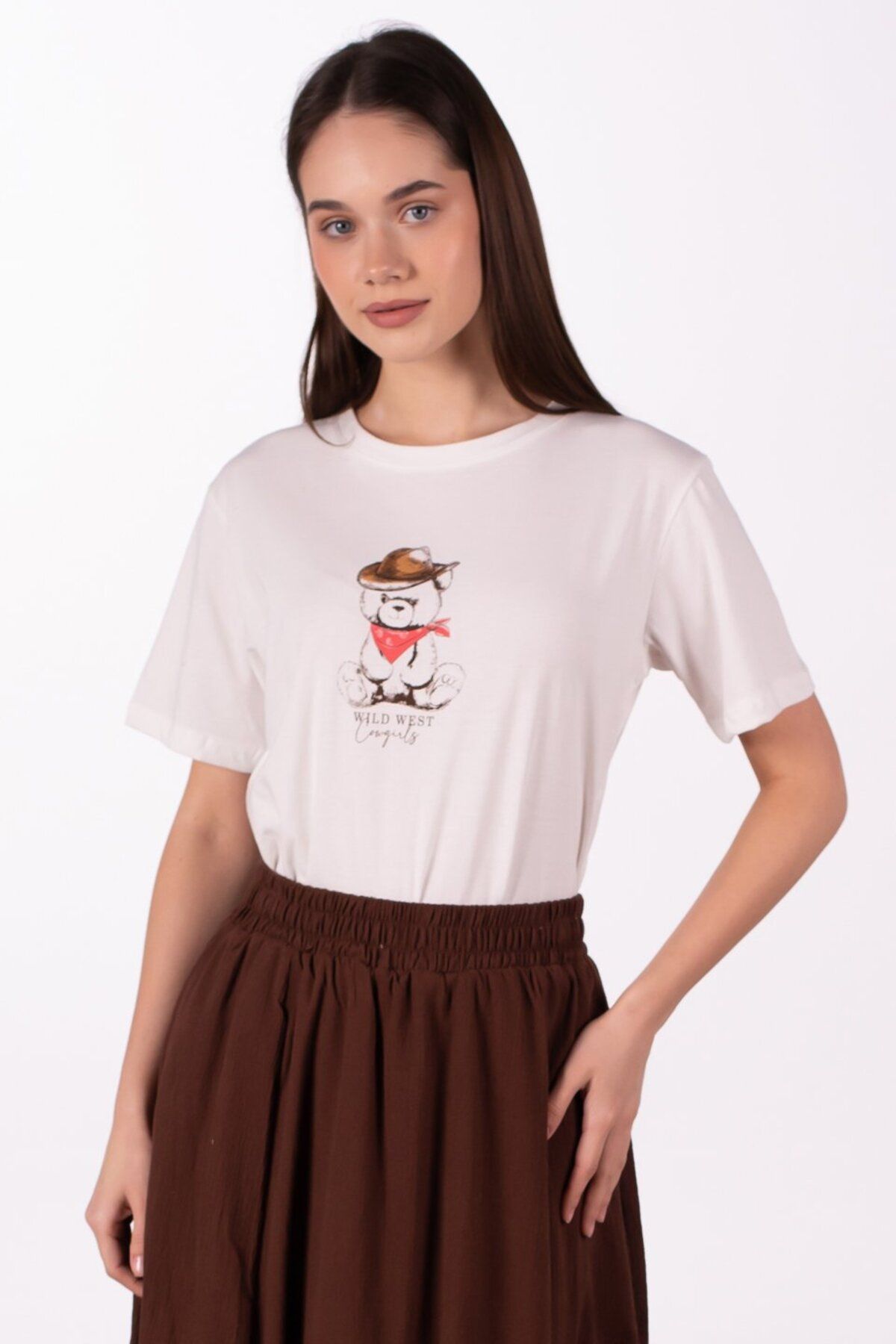 BARRELS AND OIL Wild West Ayı Baskılı T-Shirt - Beyaz