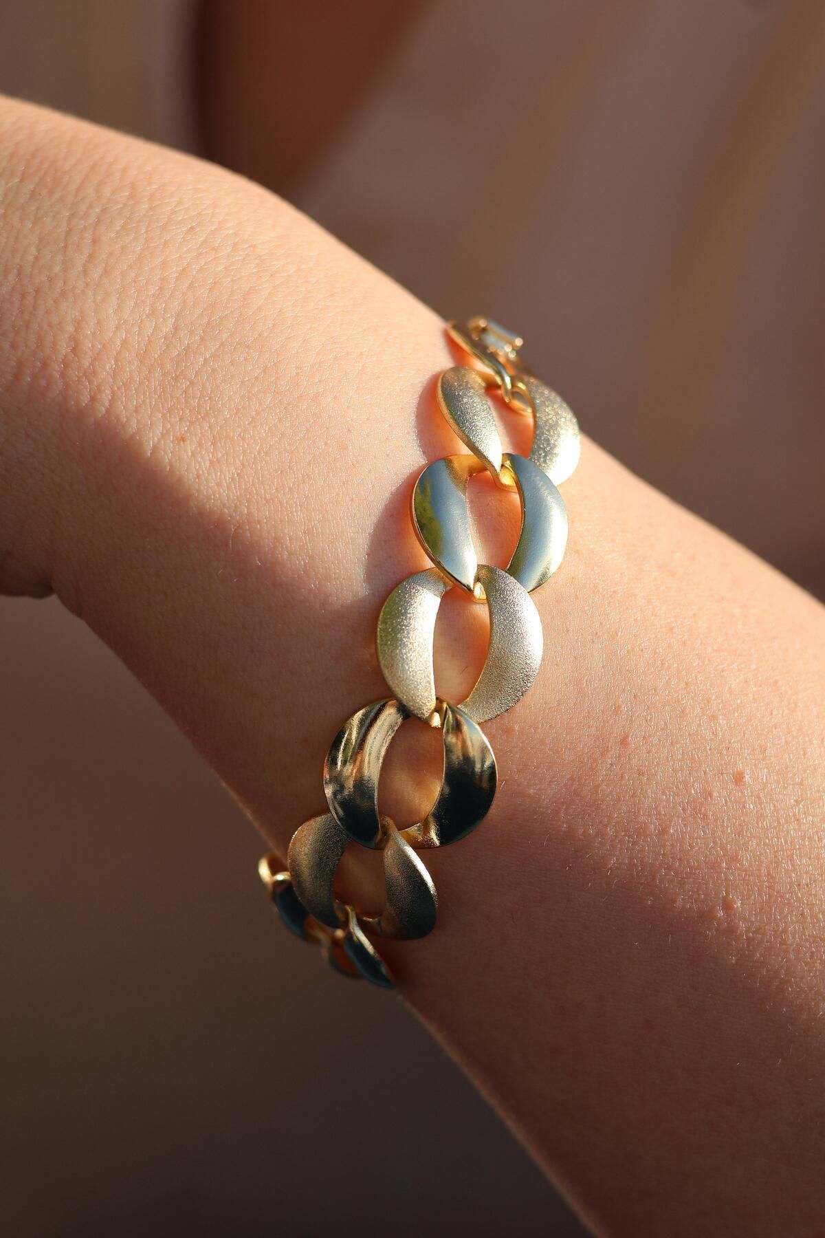 DOLCE QUEEN BOUTİQUE&JEWELRY Kadın Xuping 14 Ayar Altın Kaplama 316 L Kuyumcu Modeli Gold Halka Bileklik