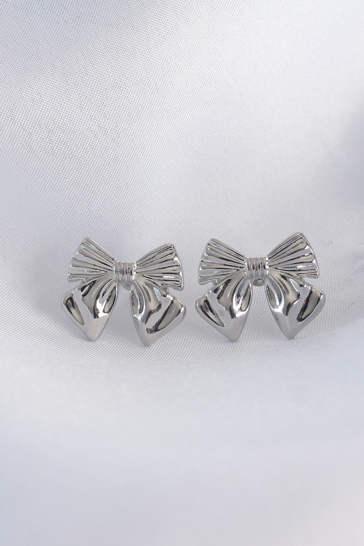 Toptan Bulurum-Brass Silver Color Bow Earrings 1