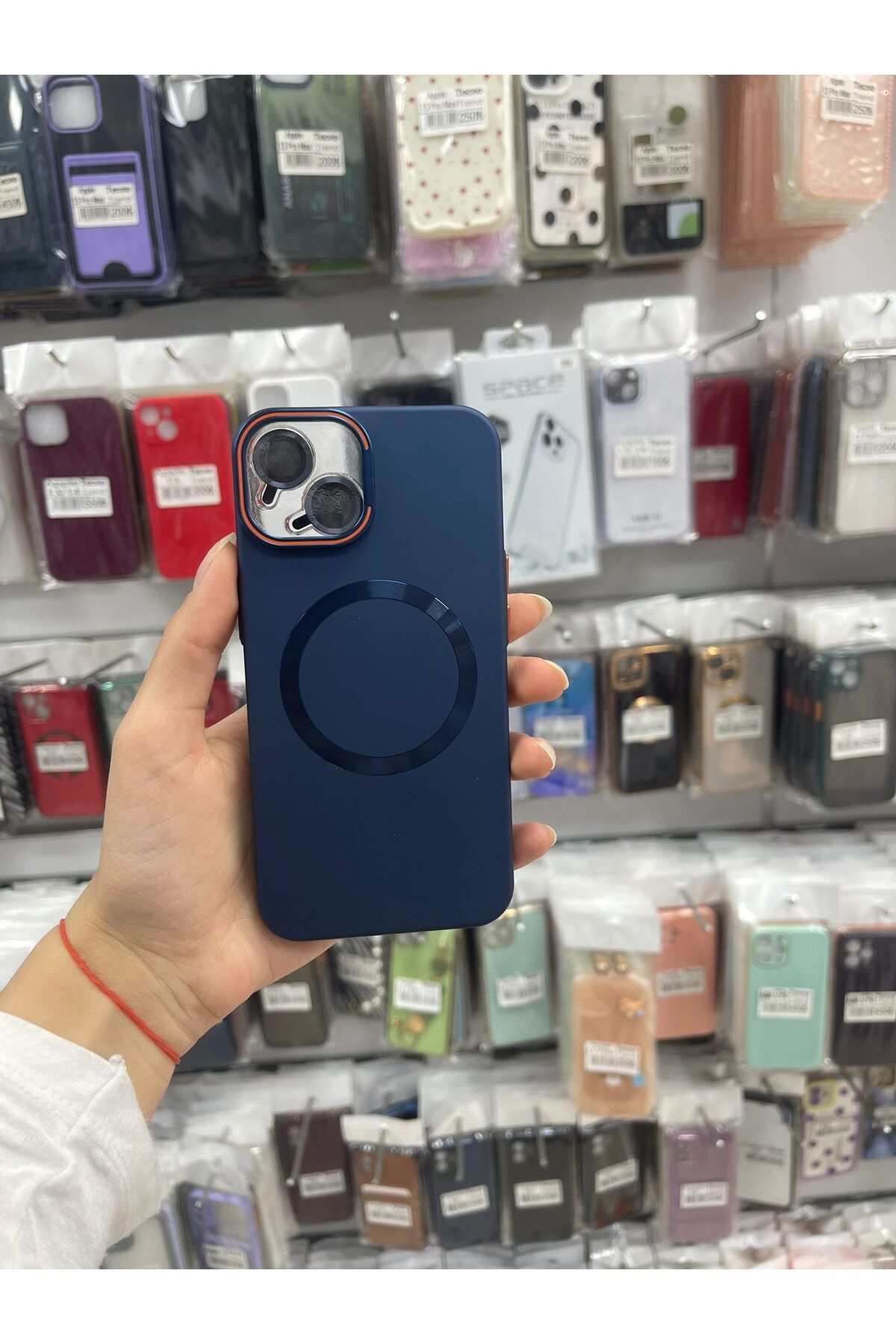 TECNOTREND İPHONE 14/15 UYUMLU MAGNEZYUM LENSLİ KILIF