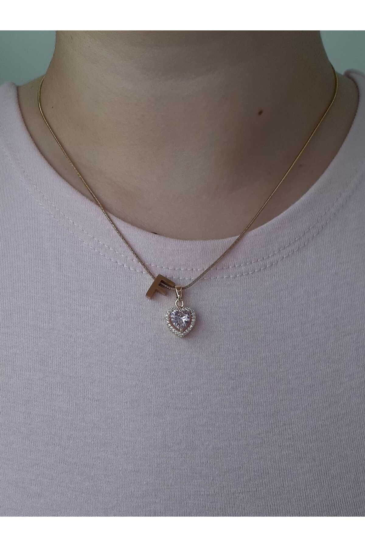bijoux uniques Gold Pembe Kalpli F Harfli Çelik Kolye