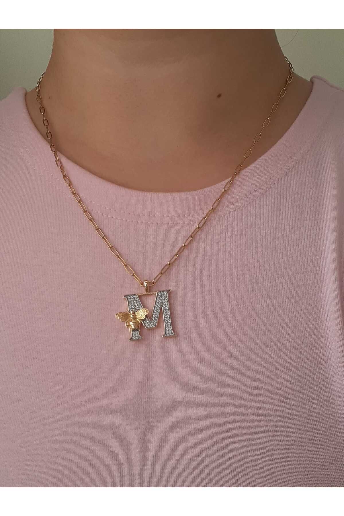 bijoux uniques M Harfli Arı Figürlü Çelik Kolye
