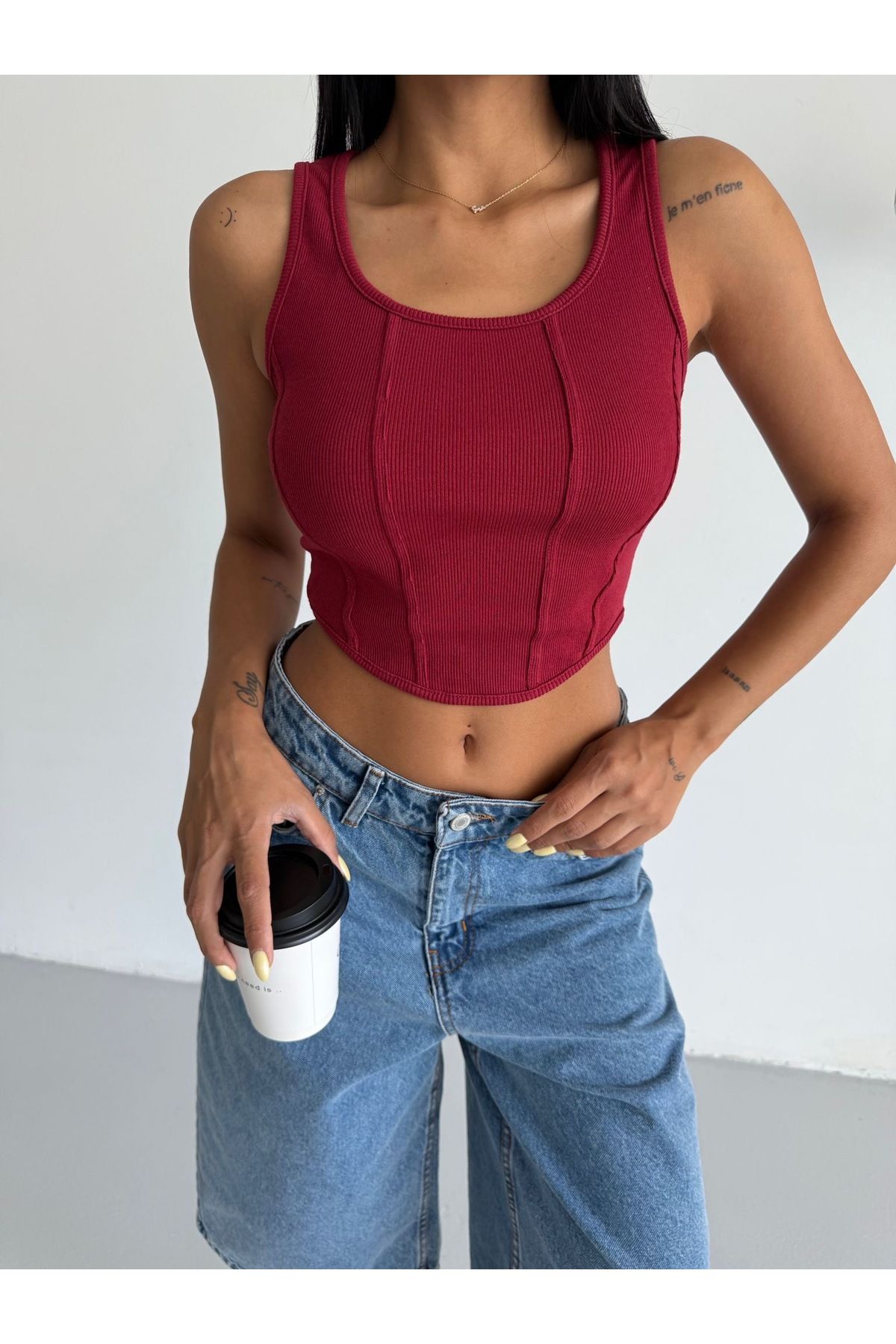 lolaa butik Crop