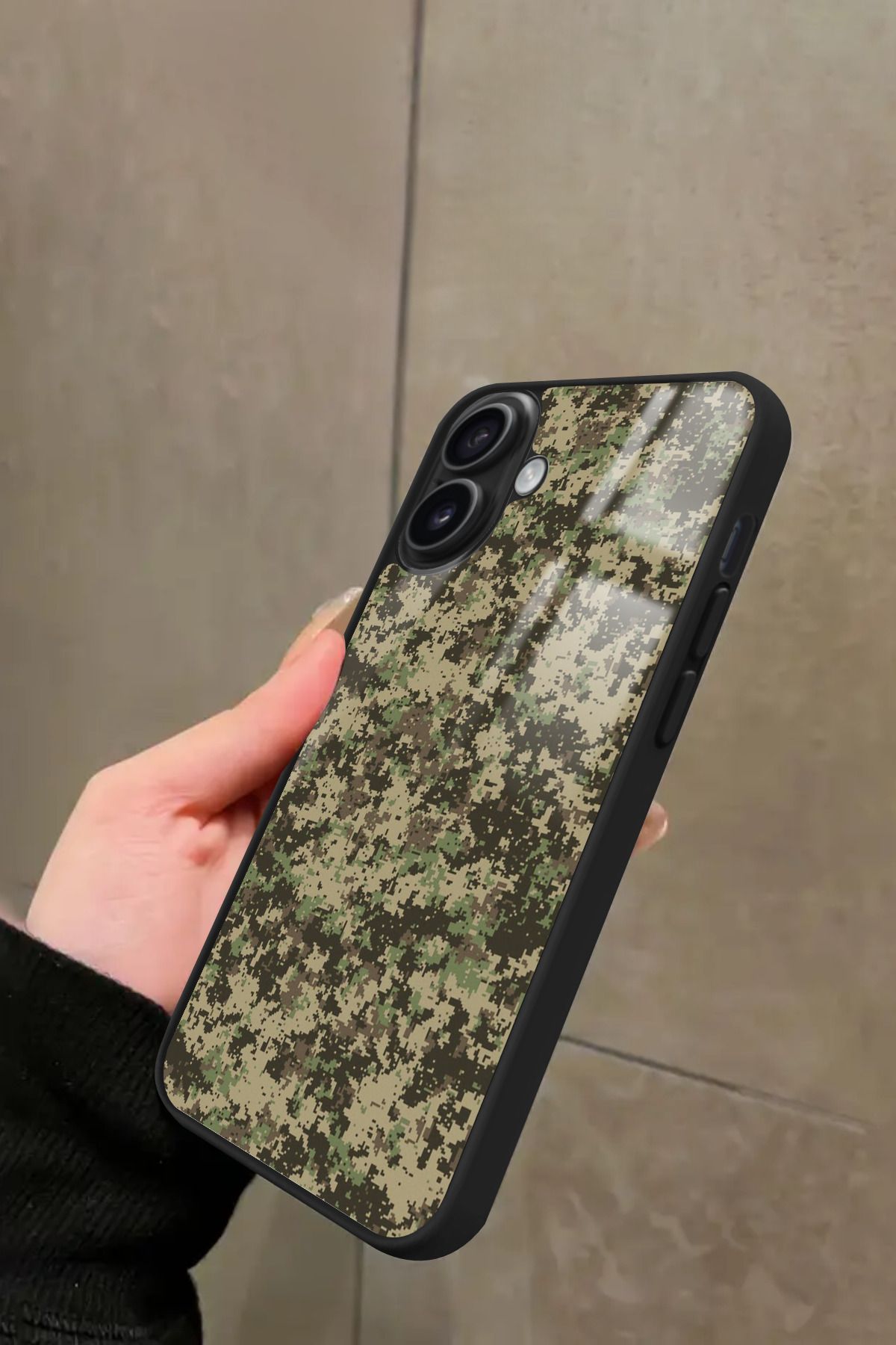 Snacase iPhone 16 Plus Uyumlu Kamuflaj Tasarımlı Glossy Premium Kılıf