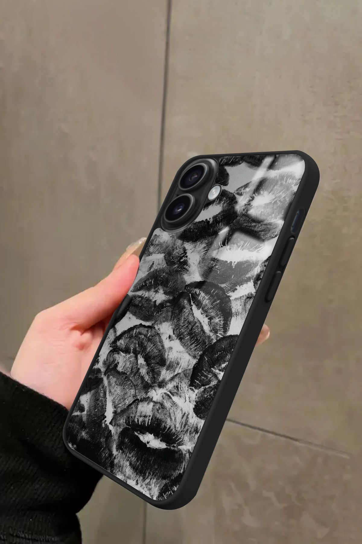 Snacase iPhone 16 Uyumlu Dudak Tasarımlı Glossy Premium Kılıf