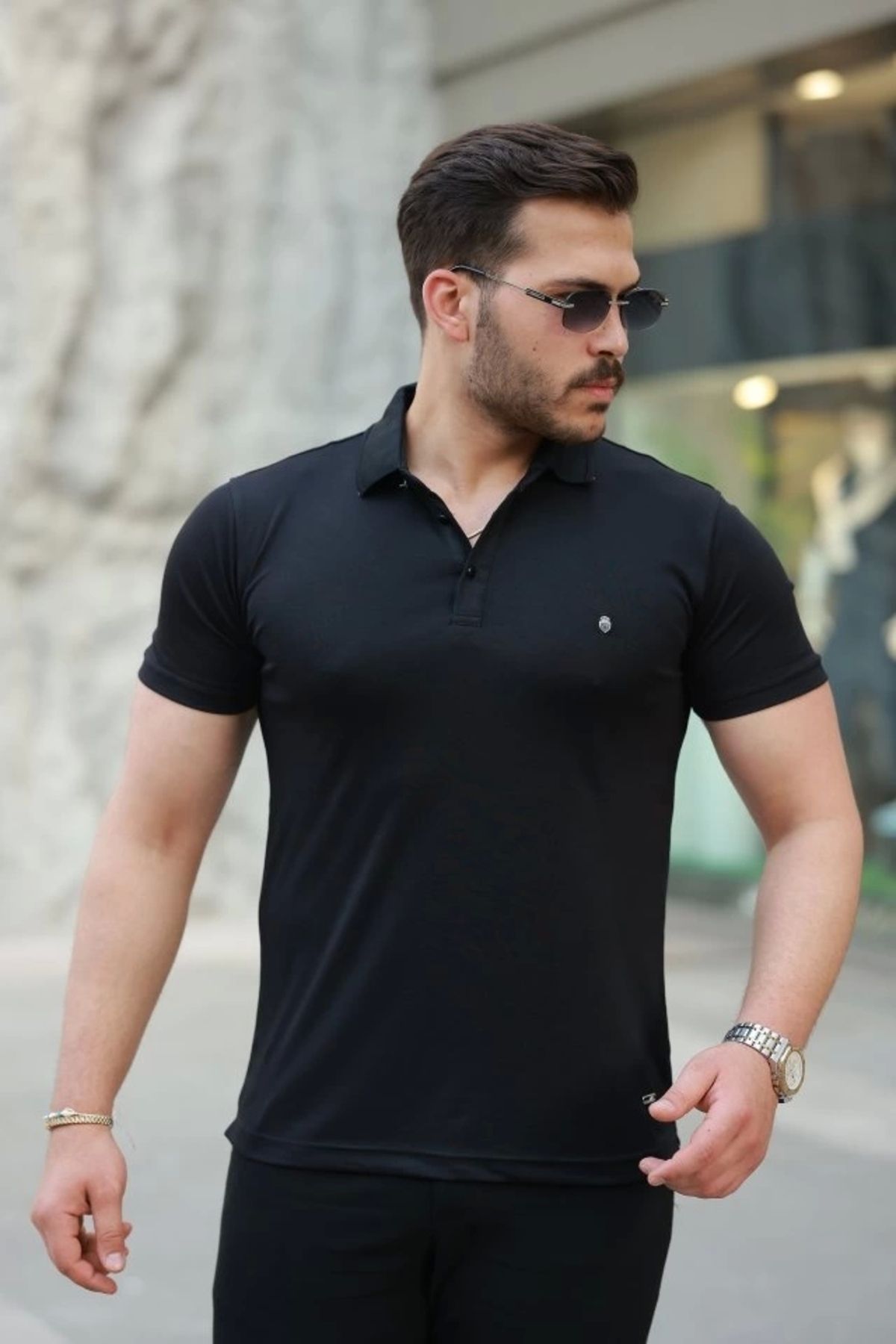 Butik Erkek Yakalı Arma Detaylı Kısa Kollu Tişört