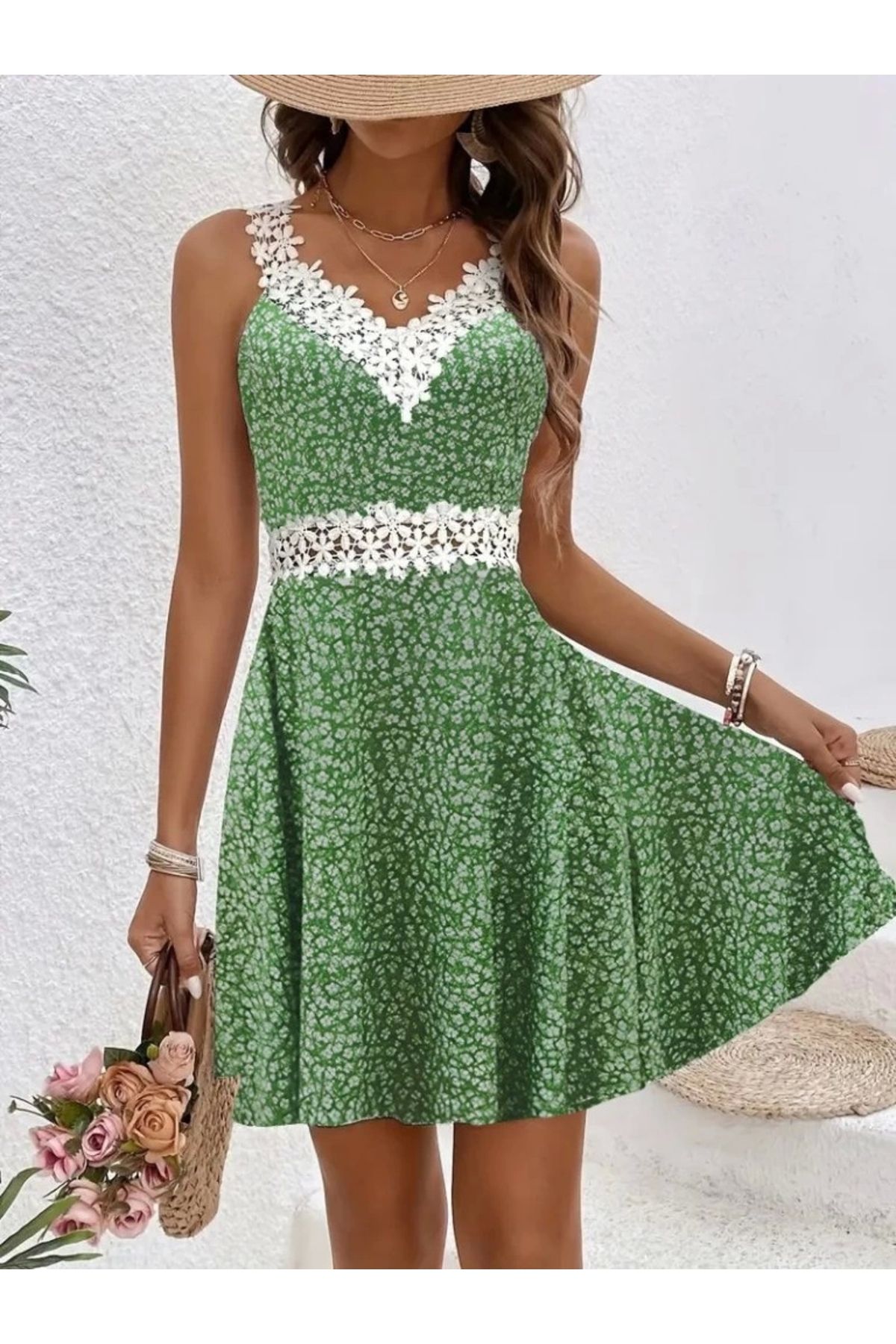 Butik Kadın Askılı Dantel Yakalı çiçek Desenli Süprem Elbise