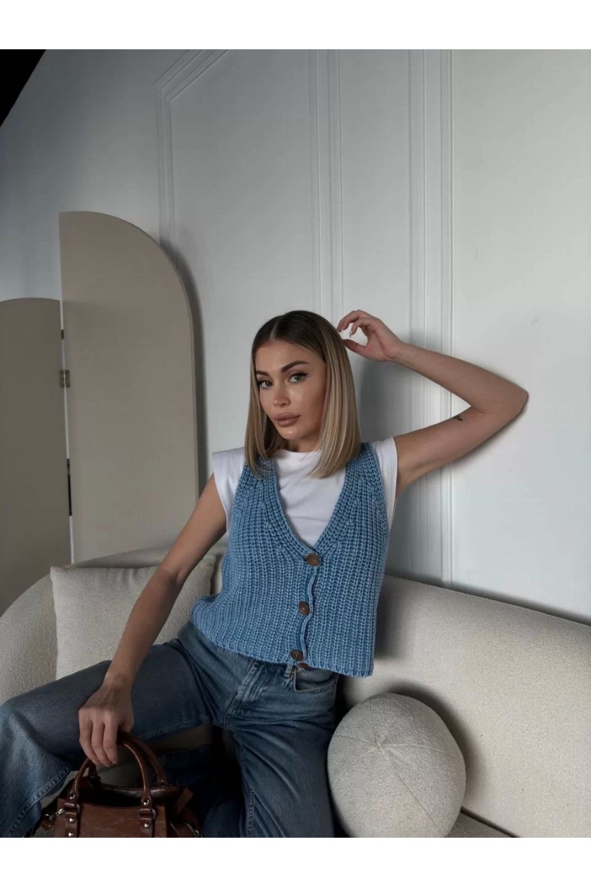 BÜŞRA TEZEL MODA Triko Kolsuz Düğmeli Yelek - Mavi