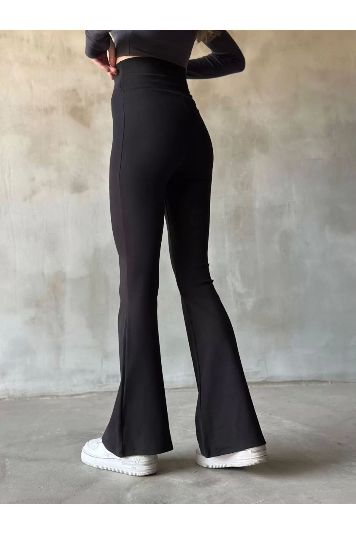 BÜŞRA TEZEL MODA İspanyol Paça Yüksek Bel Tayt - Siyah