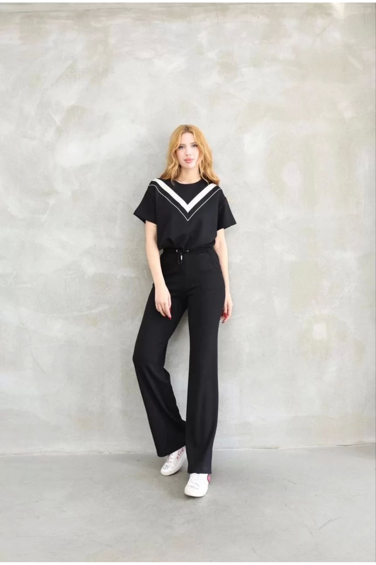 isez-Osy Modal Soft Textured Fabric Crew Neck Short Sleeve Set with Patchwork Detail - Black 3
