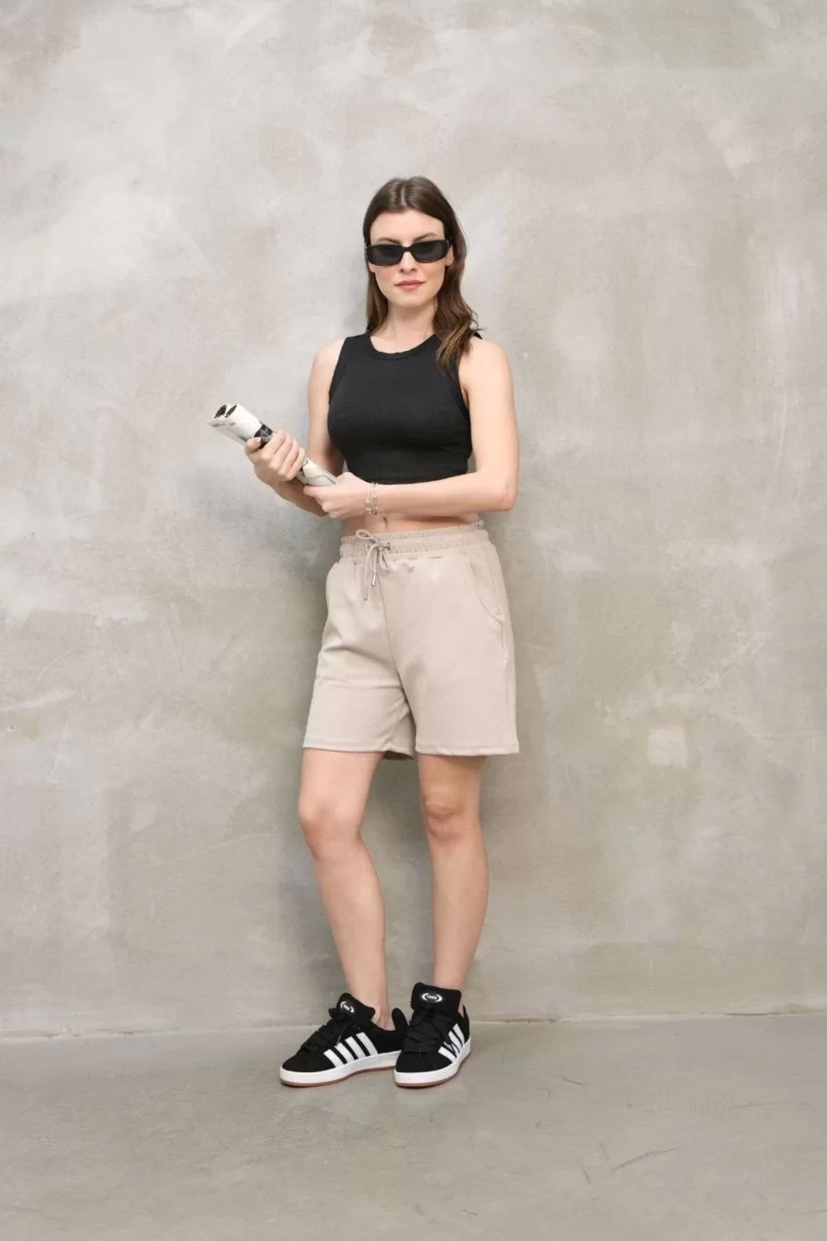 BÜŞRA TEZEL MODA Osy Modal Yumuşak dokulu Kumaş Cepli Kadın Kısa Şort - Bej