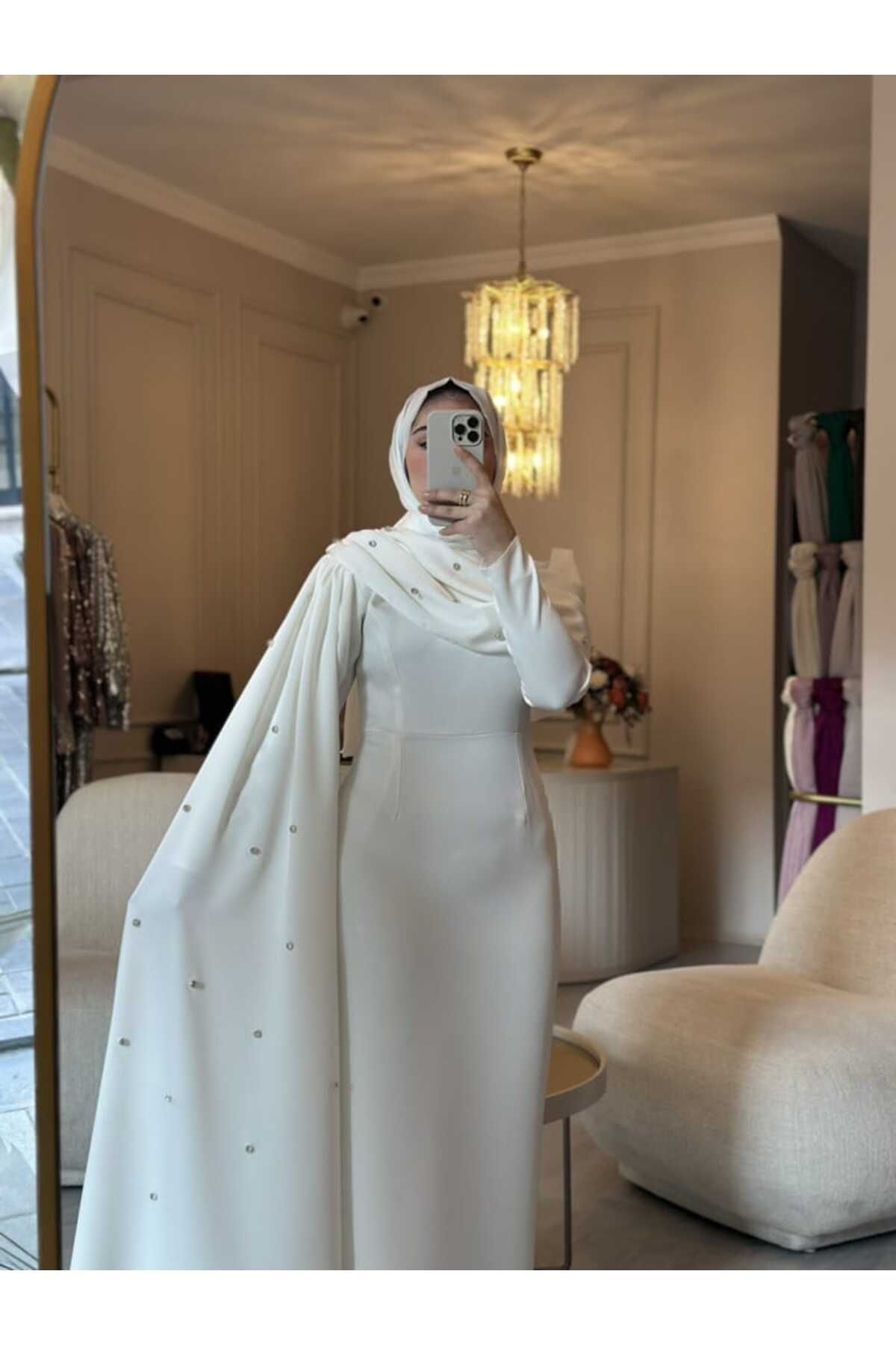 EMİLİA Pelerinli Tesettür Nikah Elbisesi