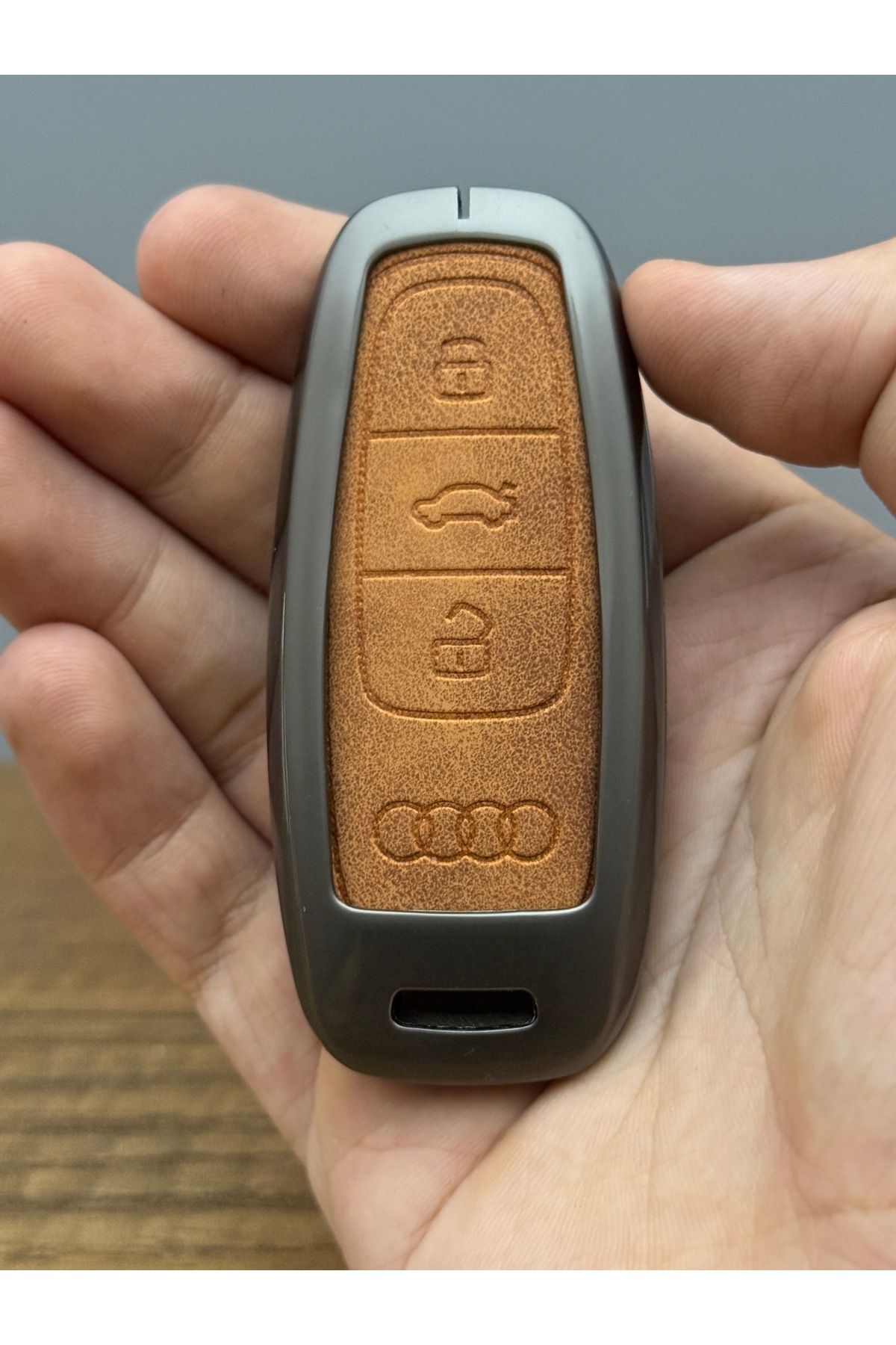 Mavi Keys Audi Smart Yeni Kasa A6 C8 4K A8 Q8 D5 4N Q7 3 Düğmelı Deri Metal Anahtar Koruma Kılıfı Kahverengi