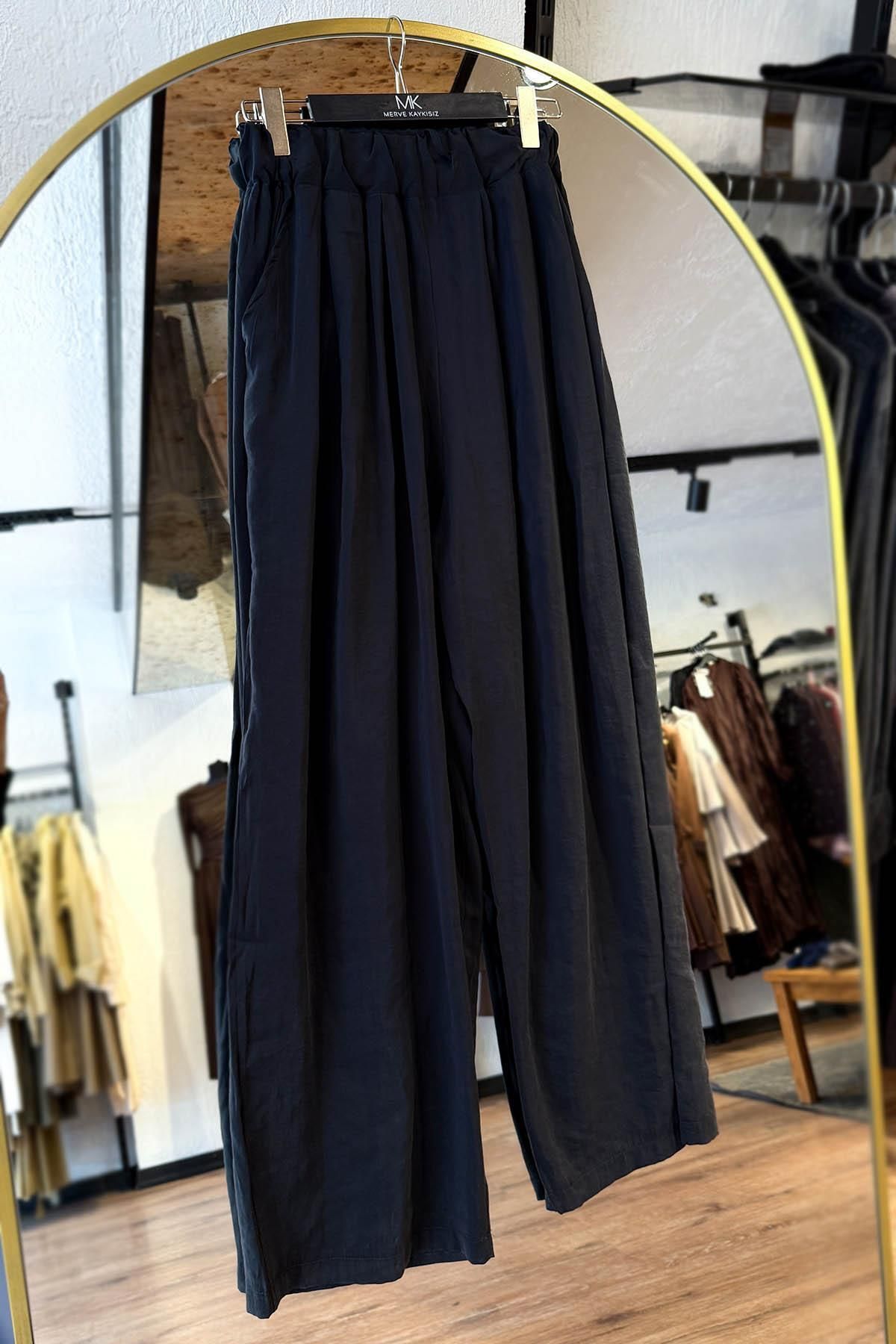 MERVE KAYKISIZ Modal Lastikli Bol Pantalon Siyah