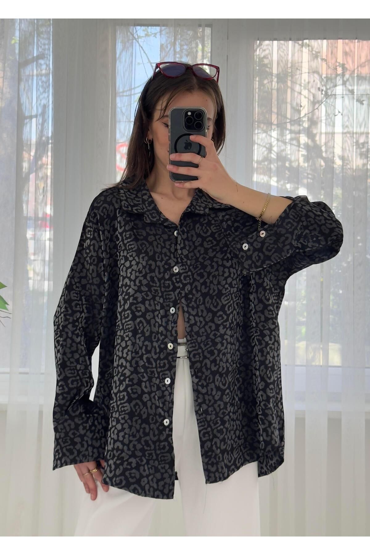 LUVESSE Roxy Siyah Leopar Desen Saten Gömlek