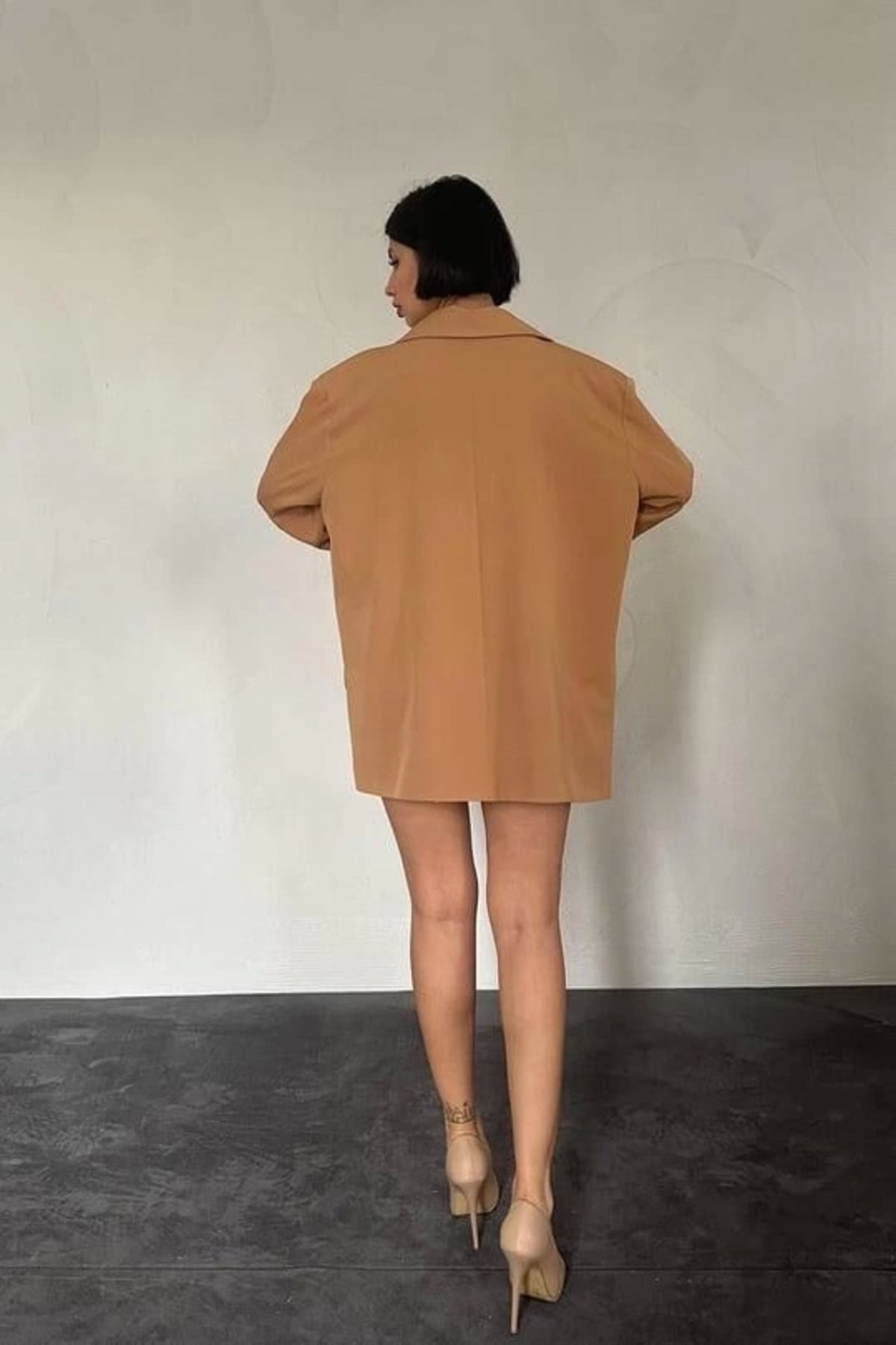 Omarı Şık Ve Rahat Oversize Taba Ceket